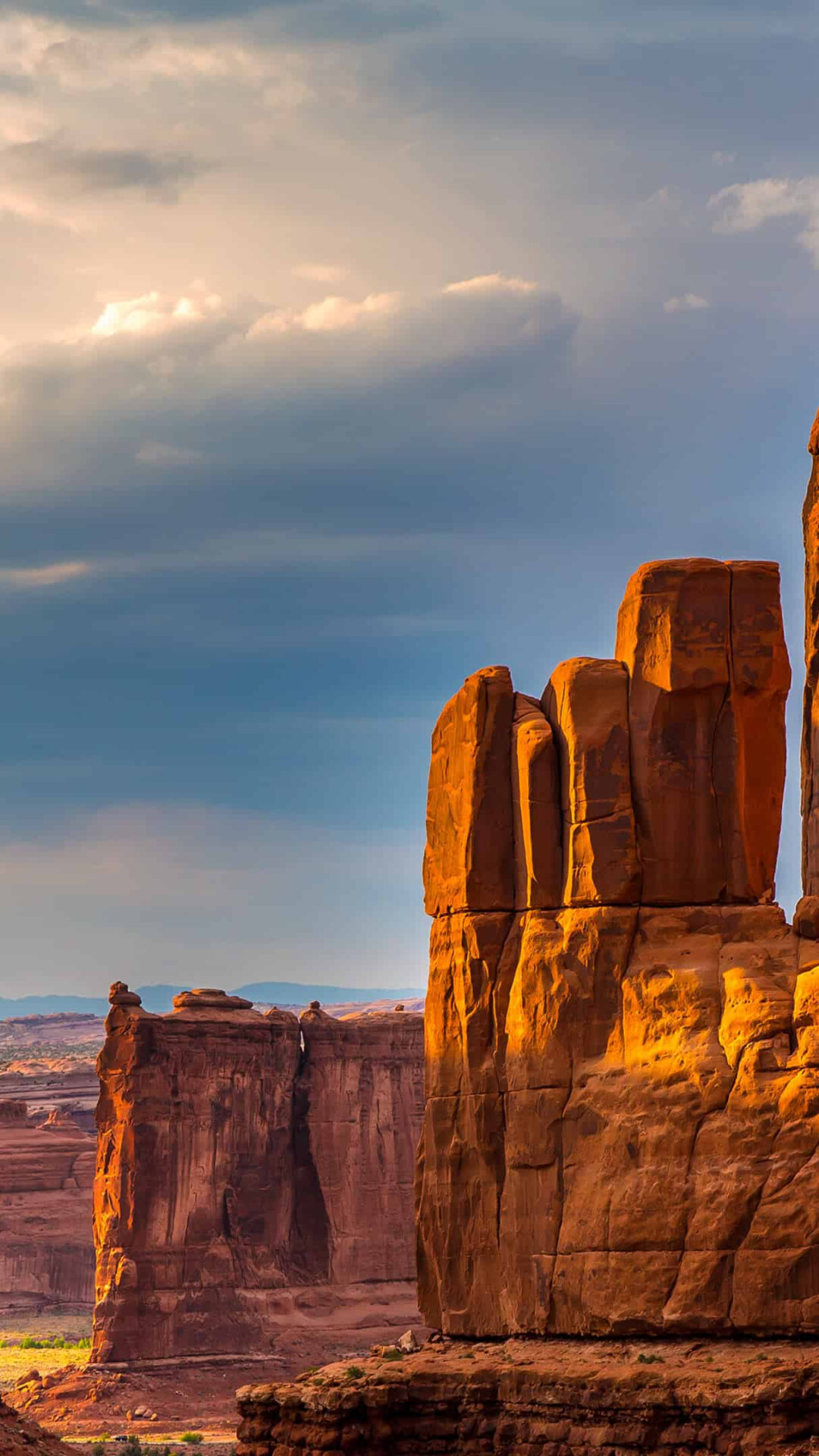 Courthouse Towers, Arches National Park, 1080x1920 Full HD Phone