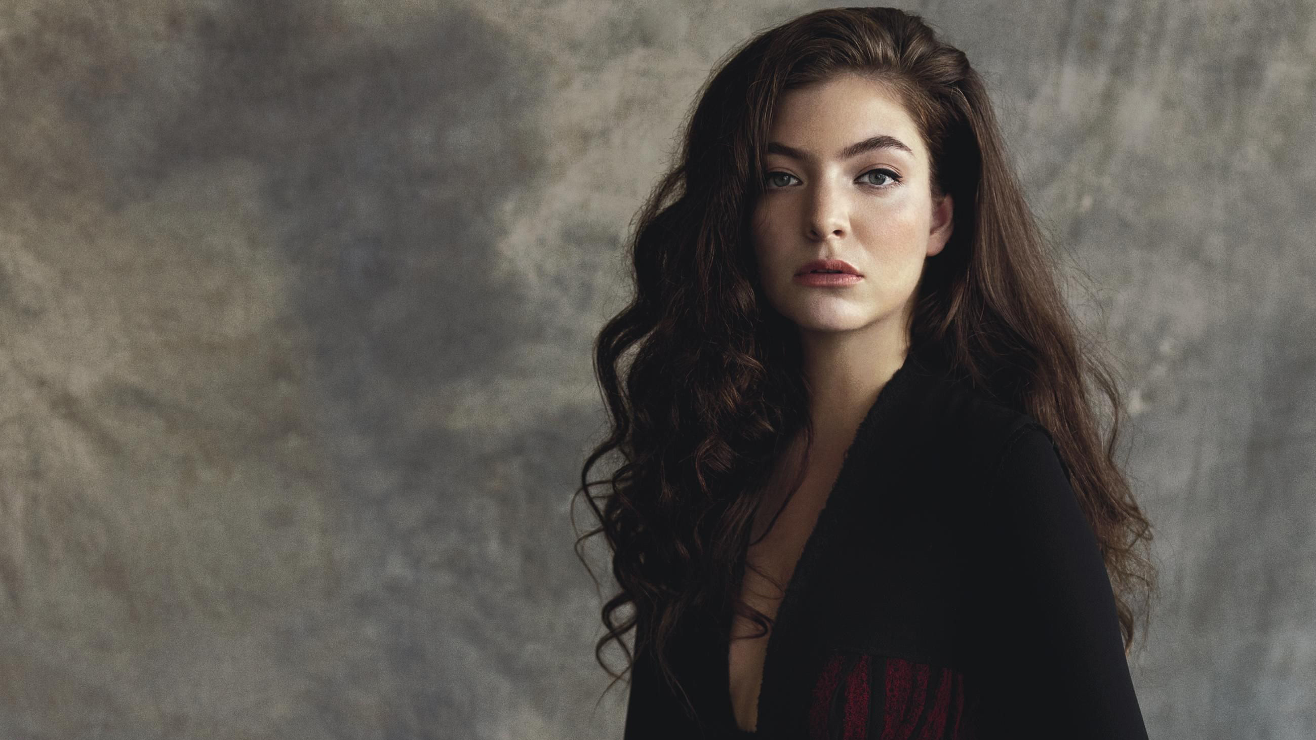 Vogue Australia, Lorde Wallpaper, 2600x1470 HD Desktop