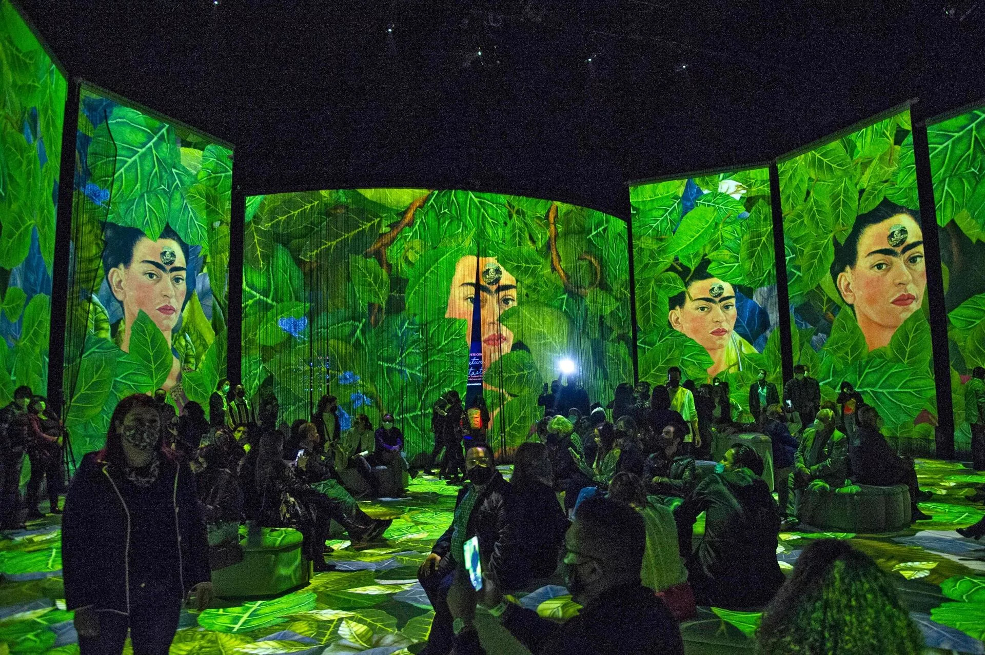 Frida Kahlo Immersive Art Exhibition Mexico City, Frida Kahlo Wallpaper, 1920x1280 HD Desktop