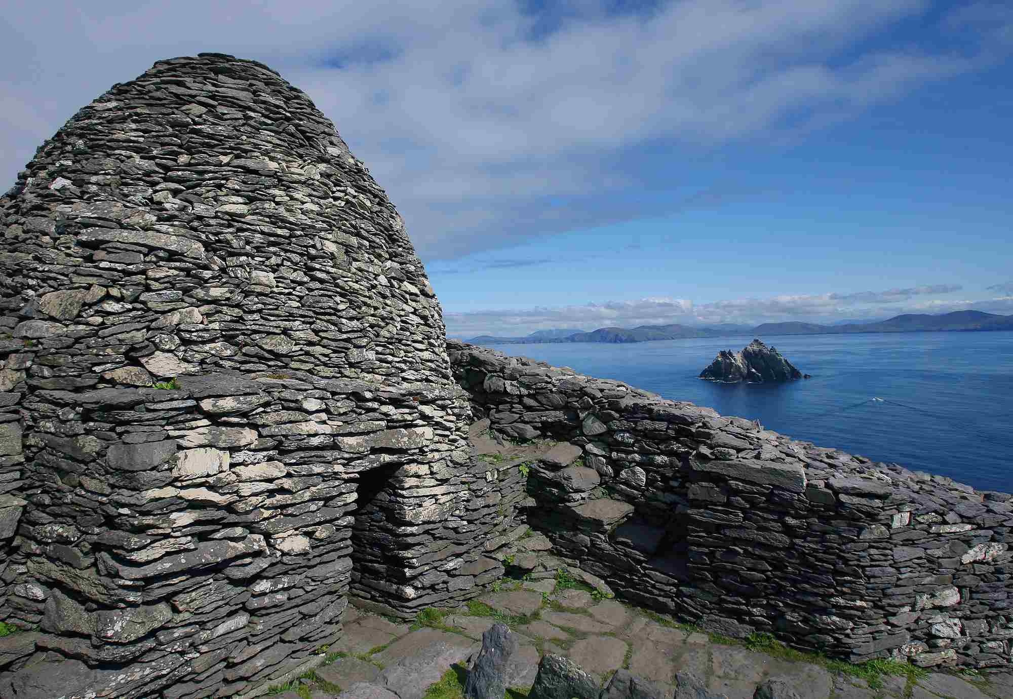 Skellig Michael, Ireland, Travels, skellig michael heritage, 2000x1380 HD Desktop