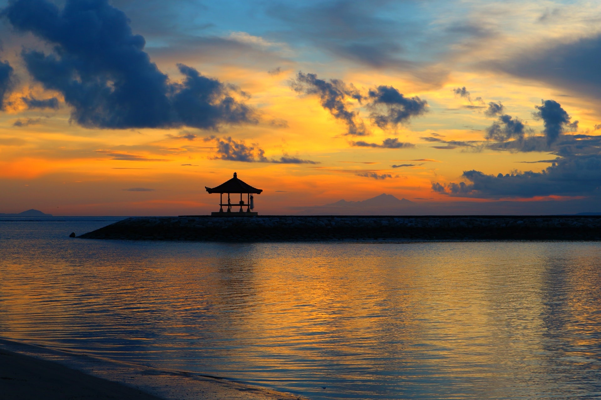 Bali tranquility, Nyepi celebration, Peaceful escape, Spiritual respite, 1920x1280 HD Desktop