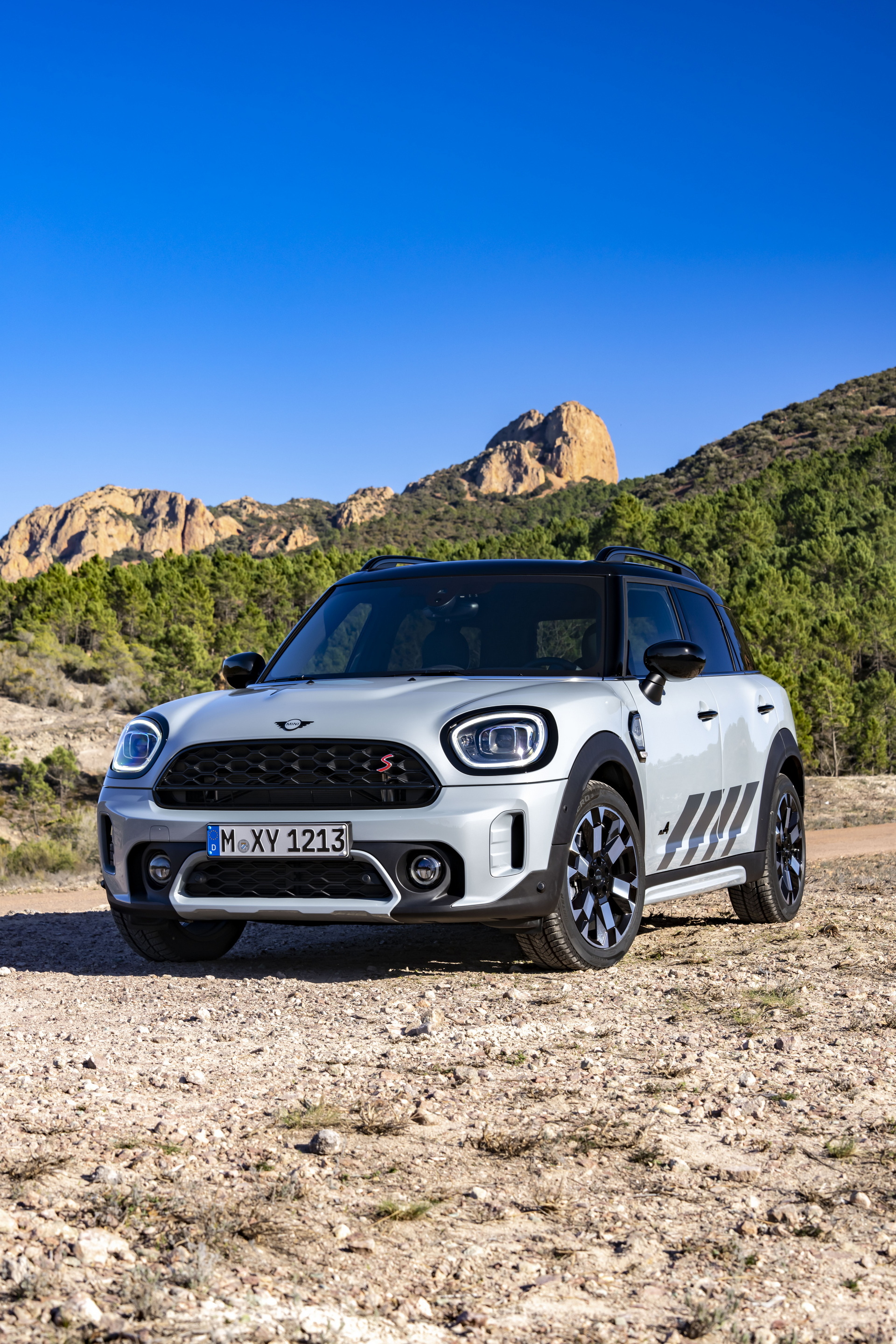 MINI Countryman, Untamed edition, Front three quarter, Motortread wallpapers, 1920x2880 HD Phone