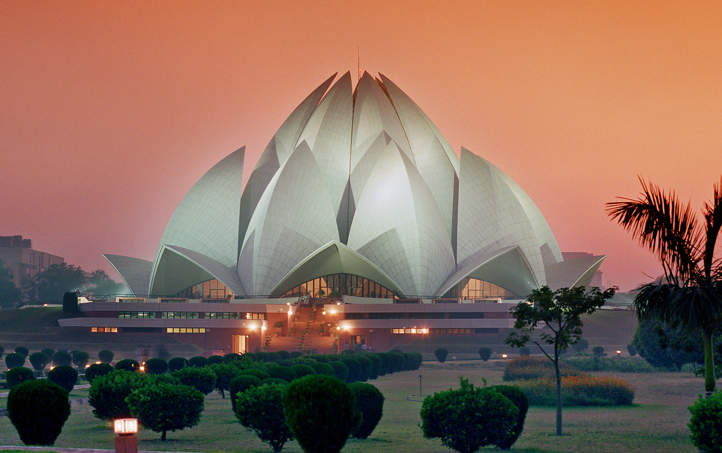 Lotus Temple, Spiritual sanctuary, Architectural brilliance, Serenity personified, 2370x1490 HD Desktop