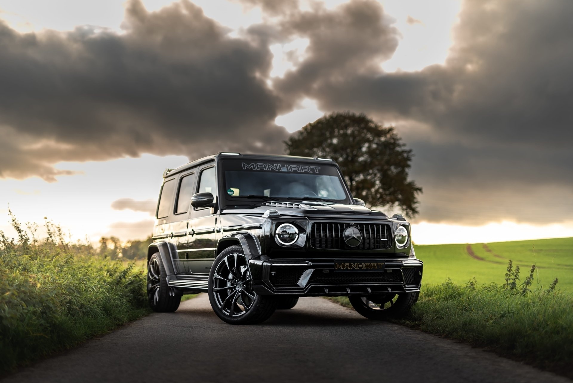 Manhart G700 Inferno, Mercedes-Benz G-Class Wallpaper, 1920x1290 HD Desktop