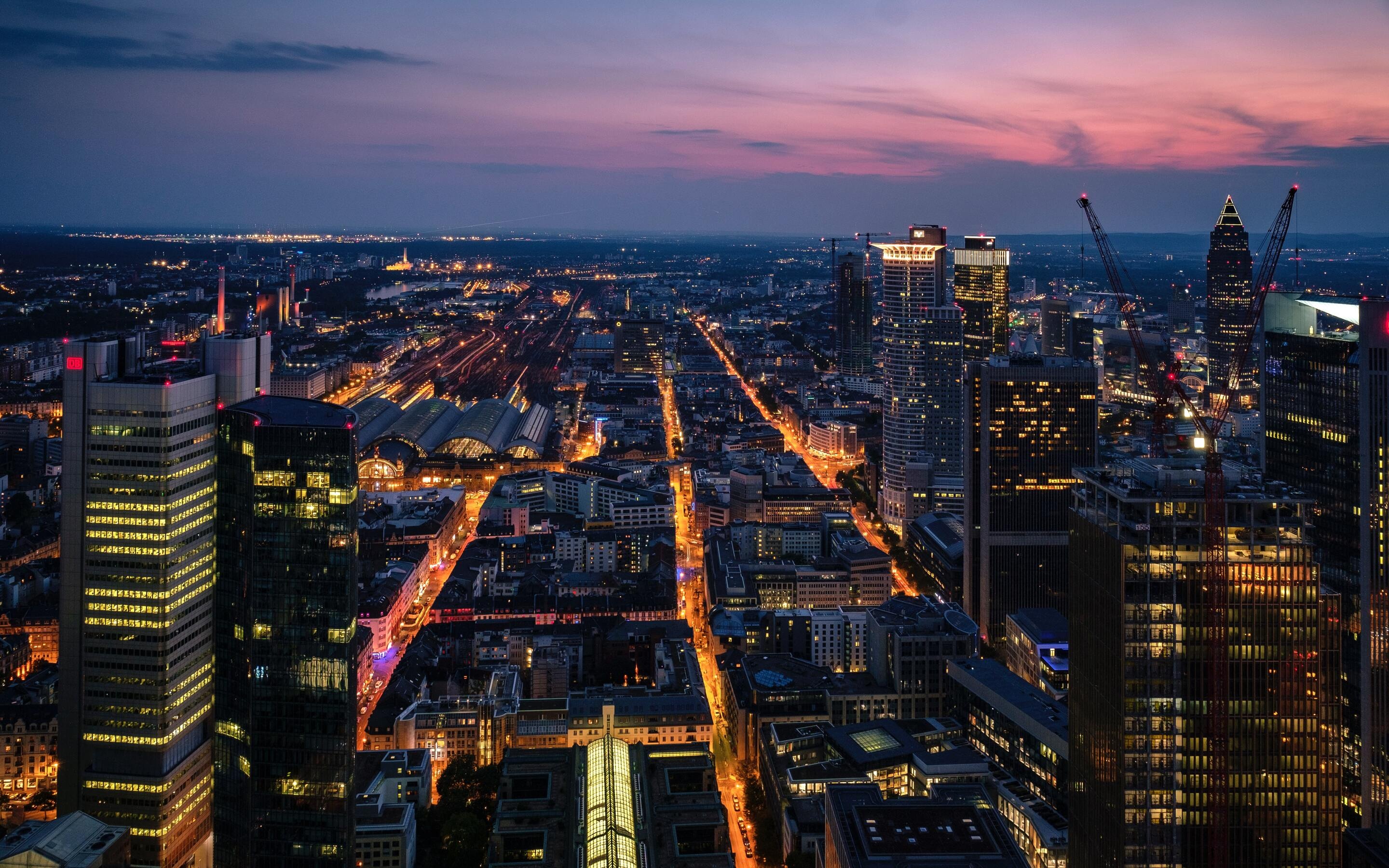 Morning city skyline, 4K Macbook display, HD wallpaper, Serene urban ambiance, 2880x1800 HD Desktop