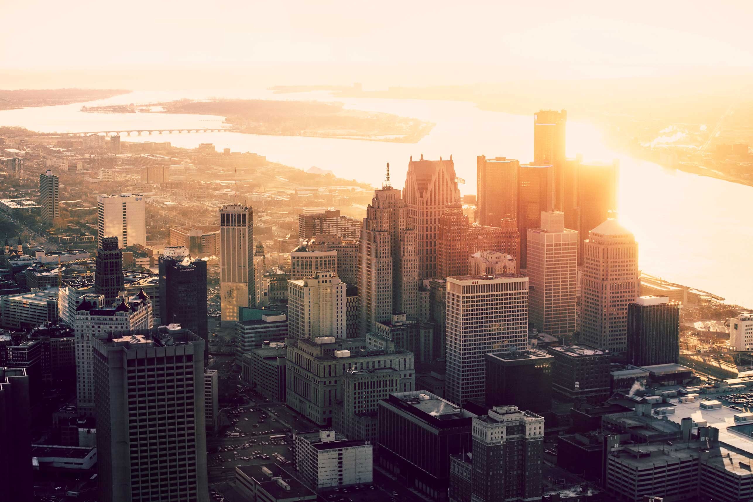 Detroit skyline, Helicopter view, Detroit river, Belle Isle park, 2580x1720 HD Desktop