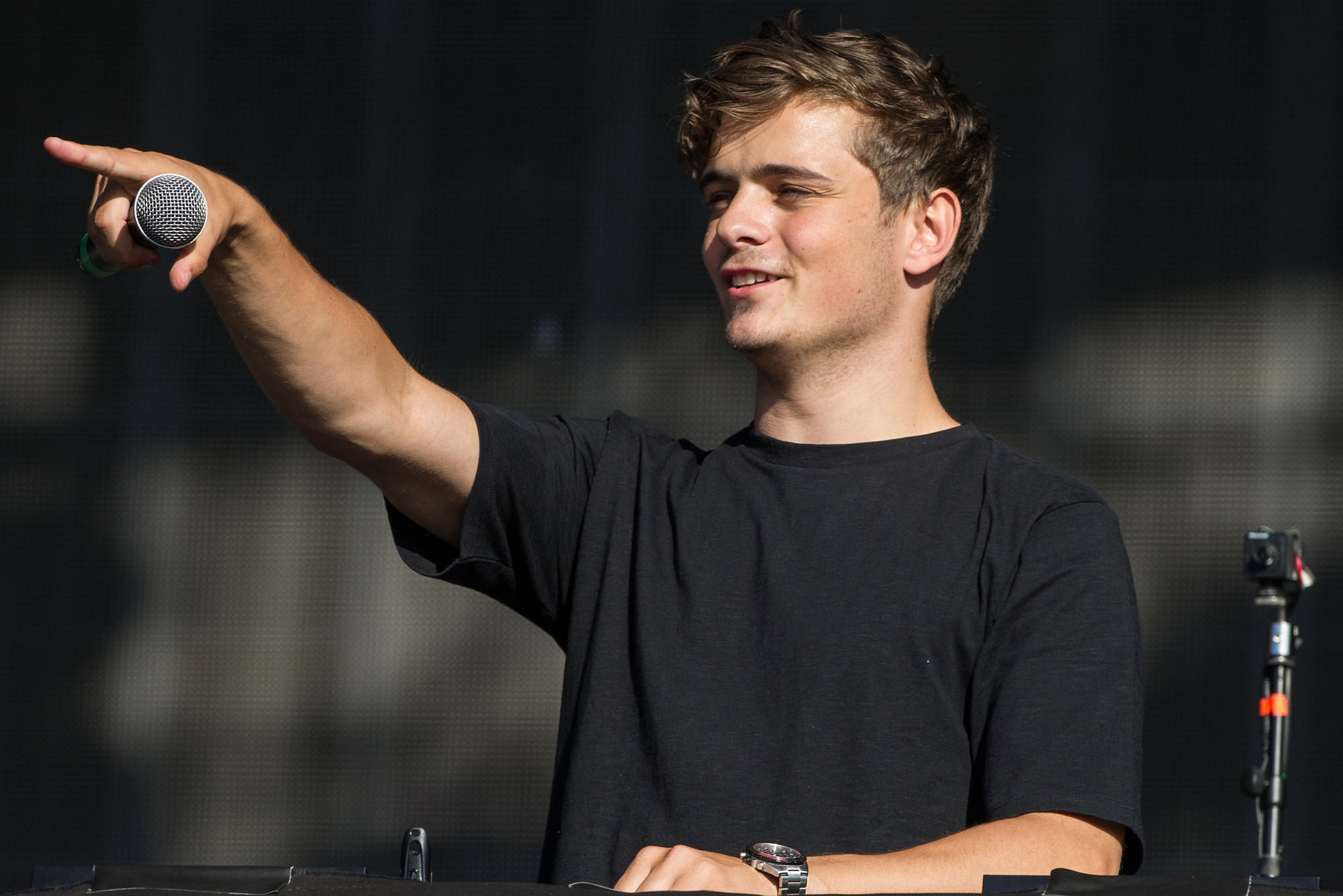 Martin Garrix, Embracing new role as model, 2000x1340 HD Desktop