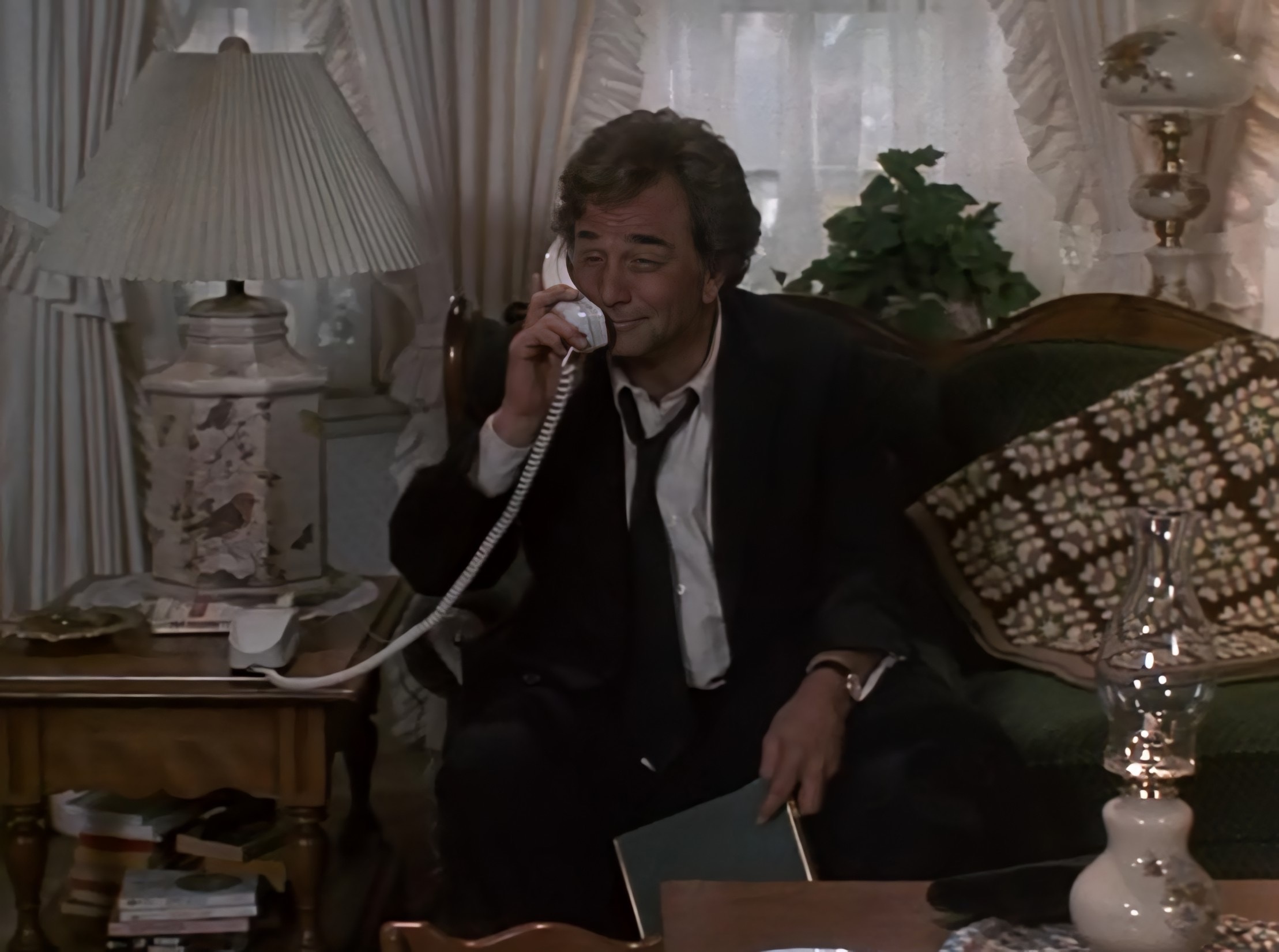 Columbo, Records to nail villains, Columbo this, 2220x1660 HD Desktop