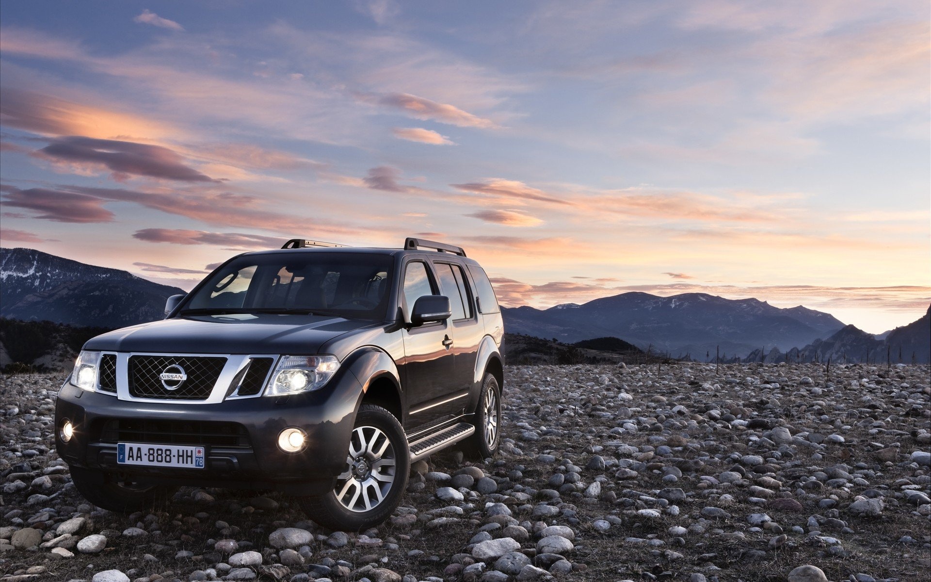 Nissan Armada, Pathfinder wallpapers, 1920x1200 HD Desktop