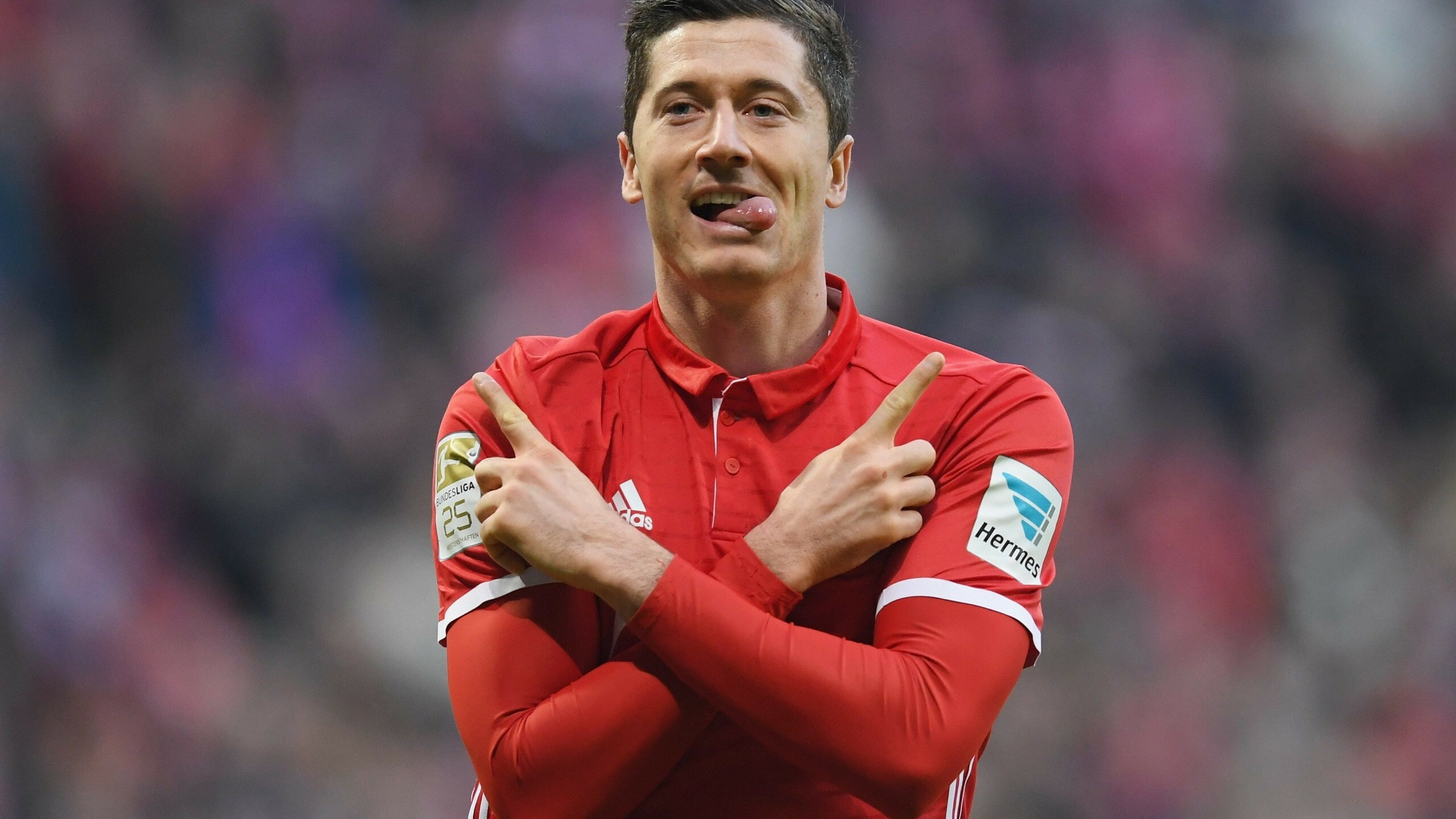 Bundesliga, Robert Lewandowski Wallpaper, 2560x1440 HD Desktop