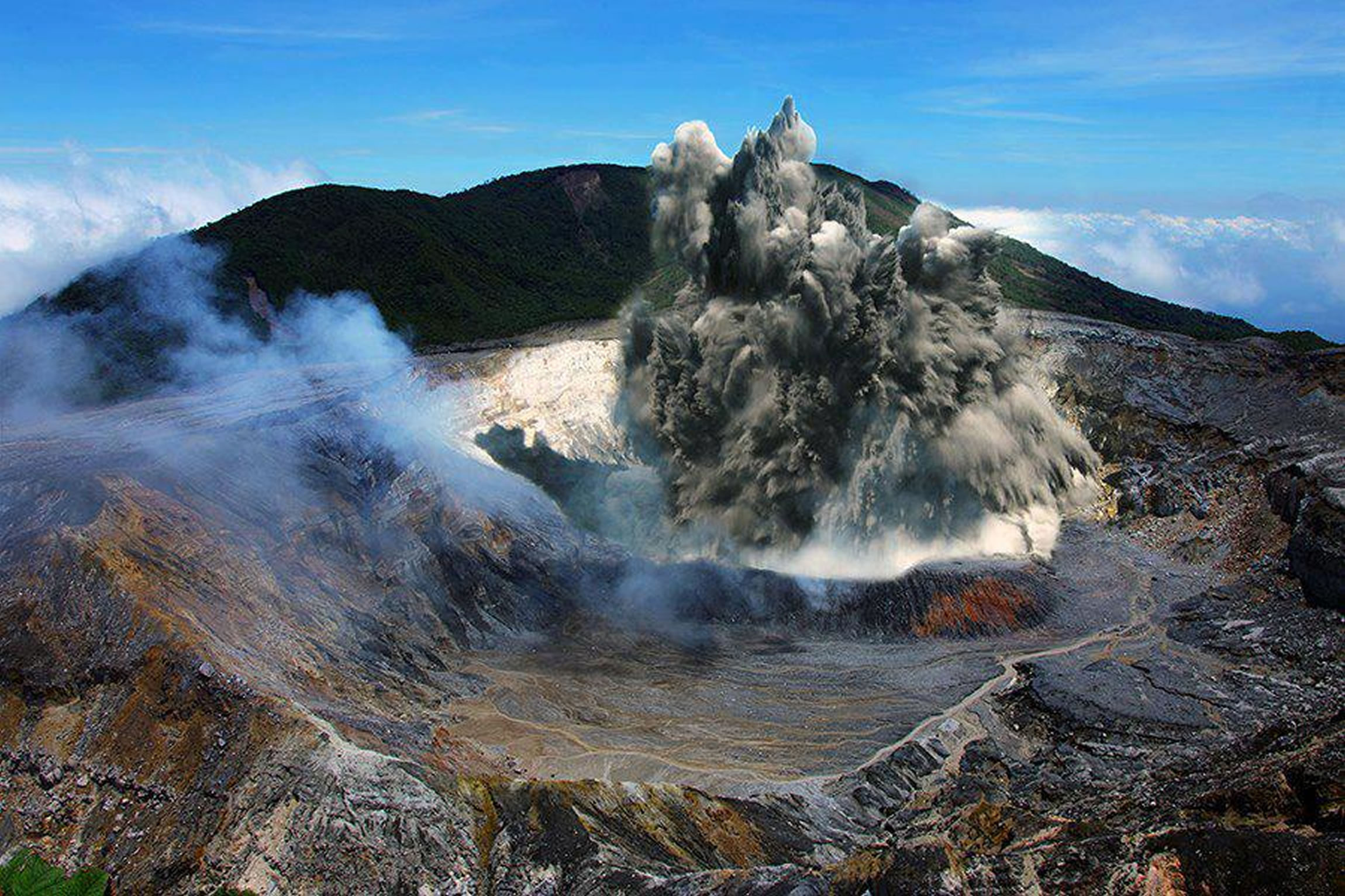 Poas National Park, Volcano experience, Reef and rainforest tours, Costa Rica, 2300x1540 HD Desktop