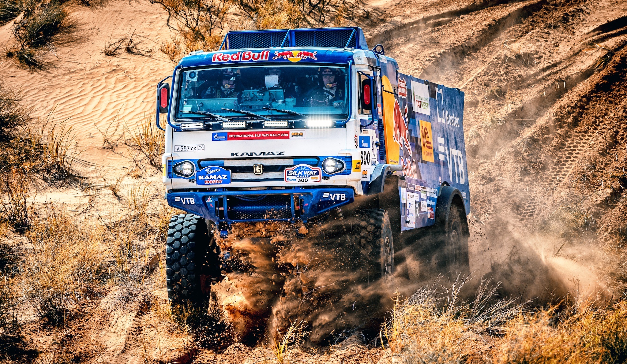 Kamaz Dakar 2018, Rally Raid Wallpaper, 2050x1190 HD Desktop