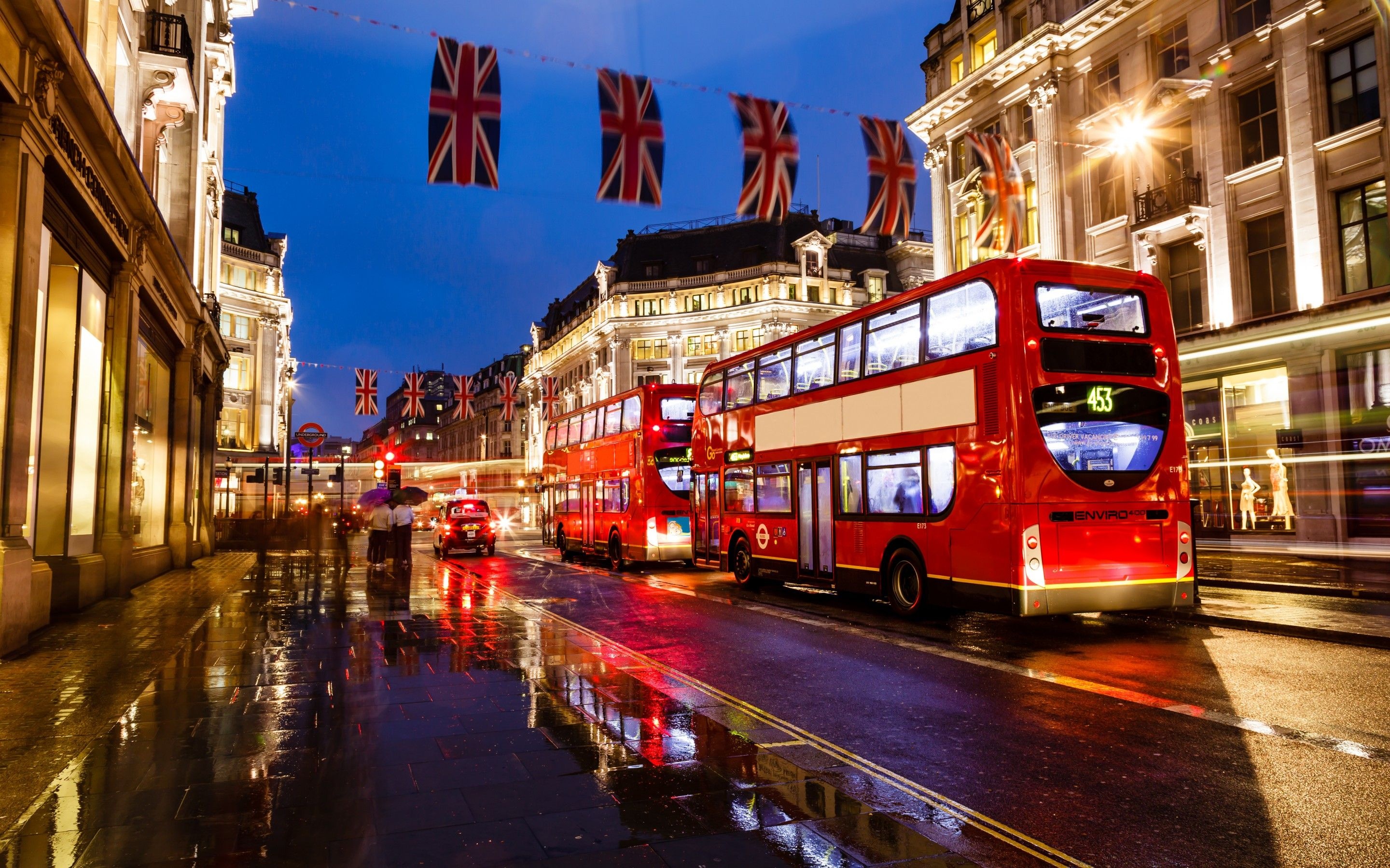 London Bus, Public Transports Wallpaper, 2880x1800 HD Desktop