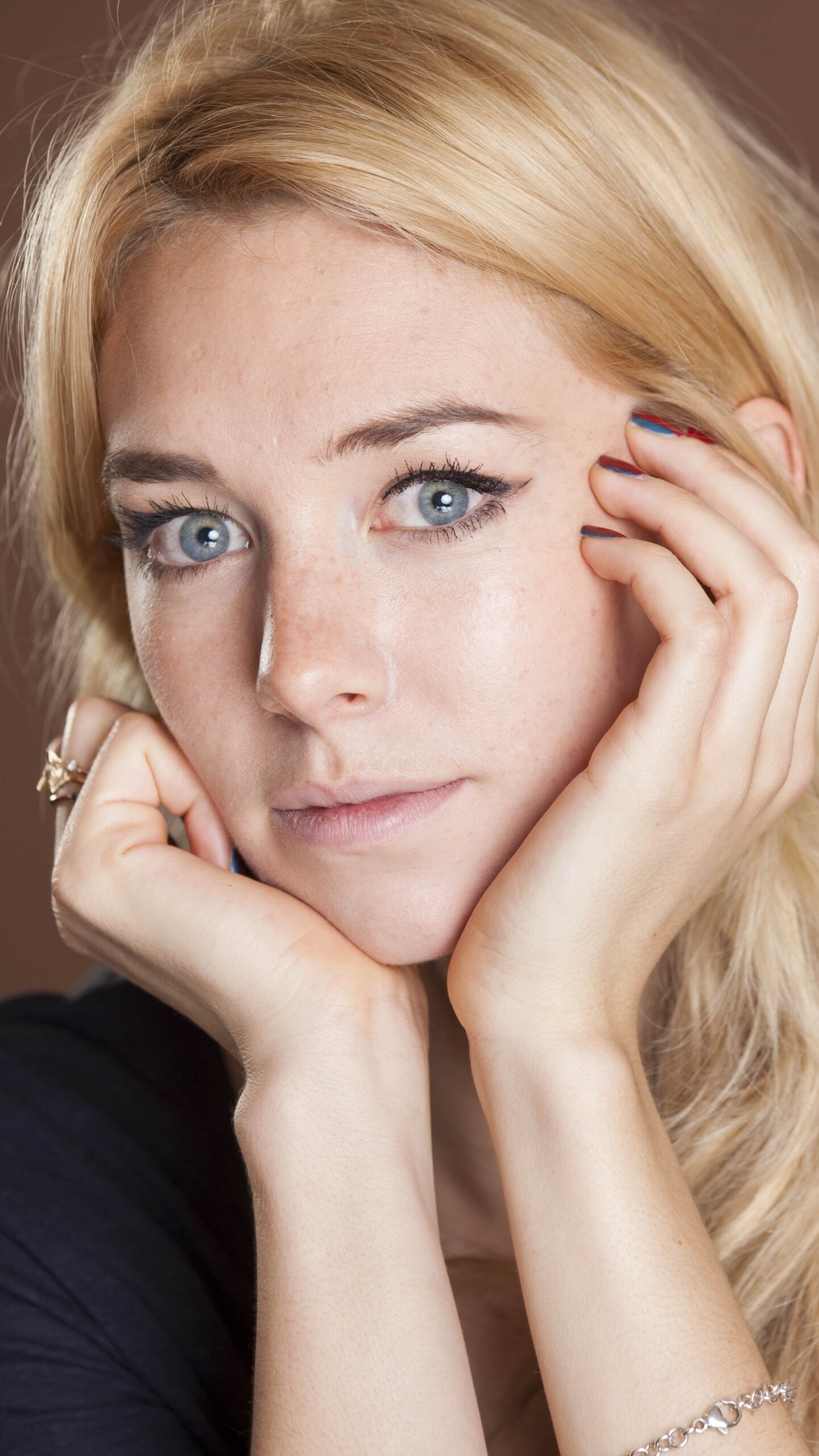 Celebrity, Vanessa Kirby, 1440x2560 HD Phone