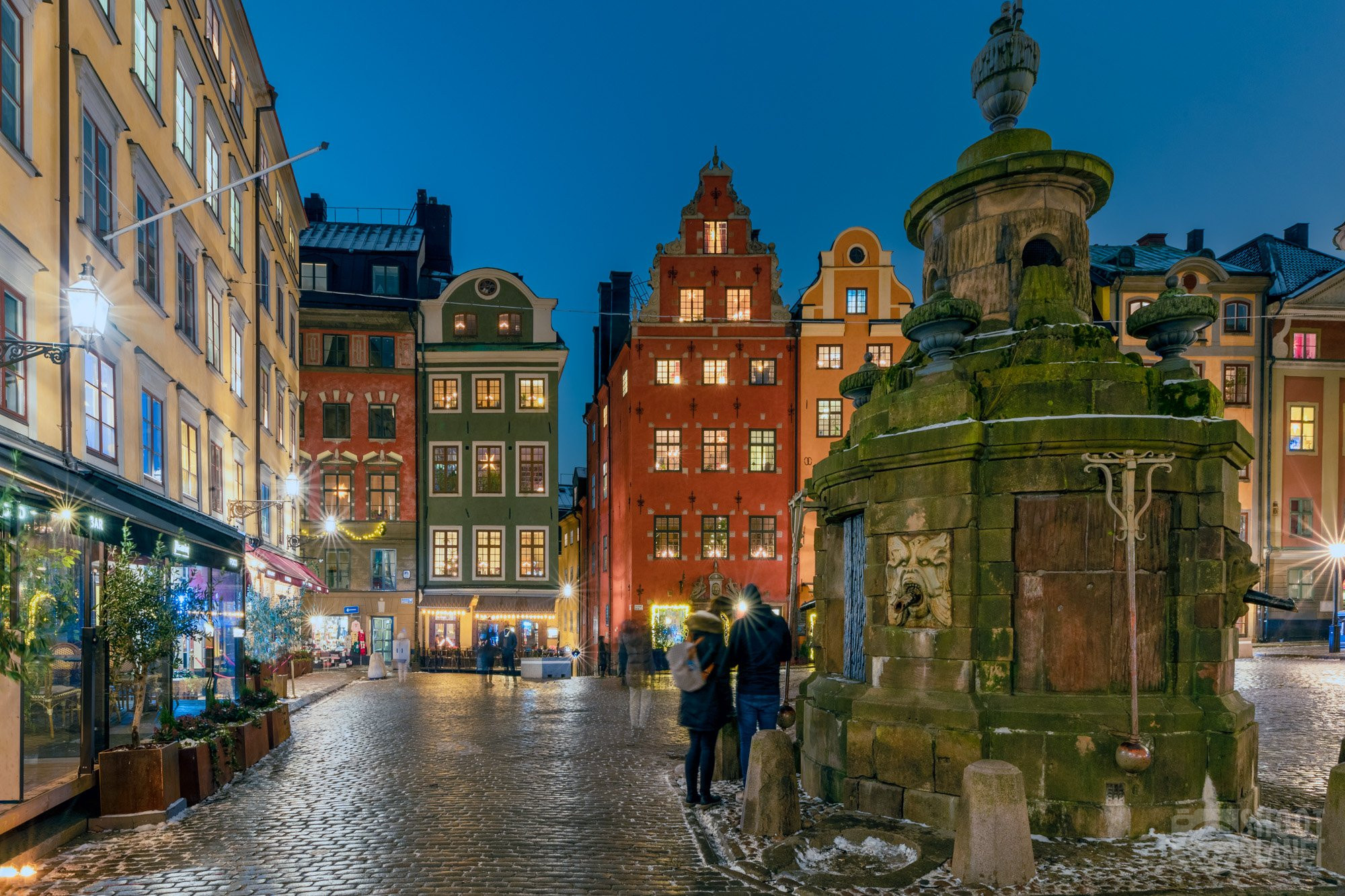 Gamla Stan, Magic Stockholm, Winter Wonderland, Shoot Planet, 2000x1340 HD Desktop