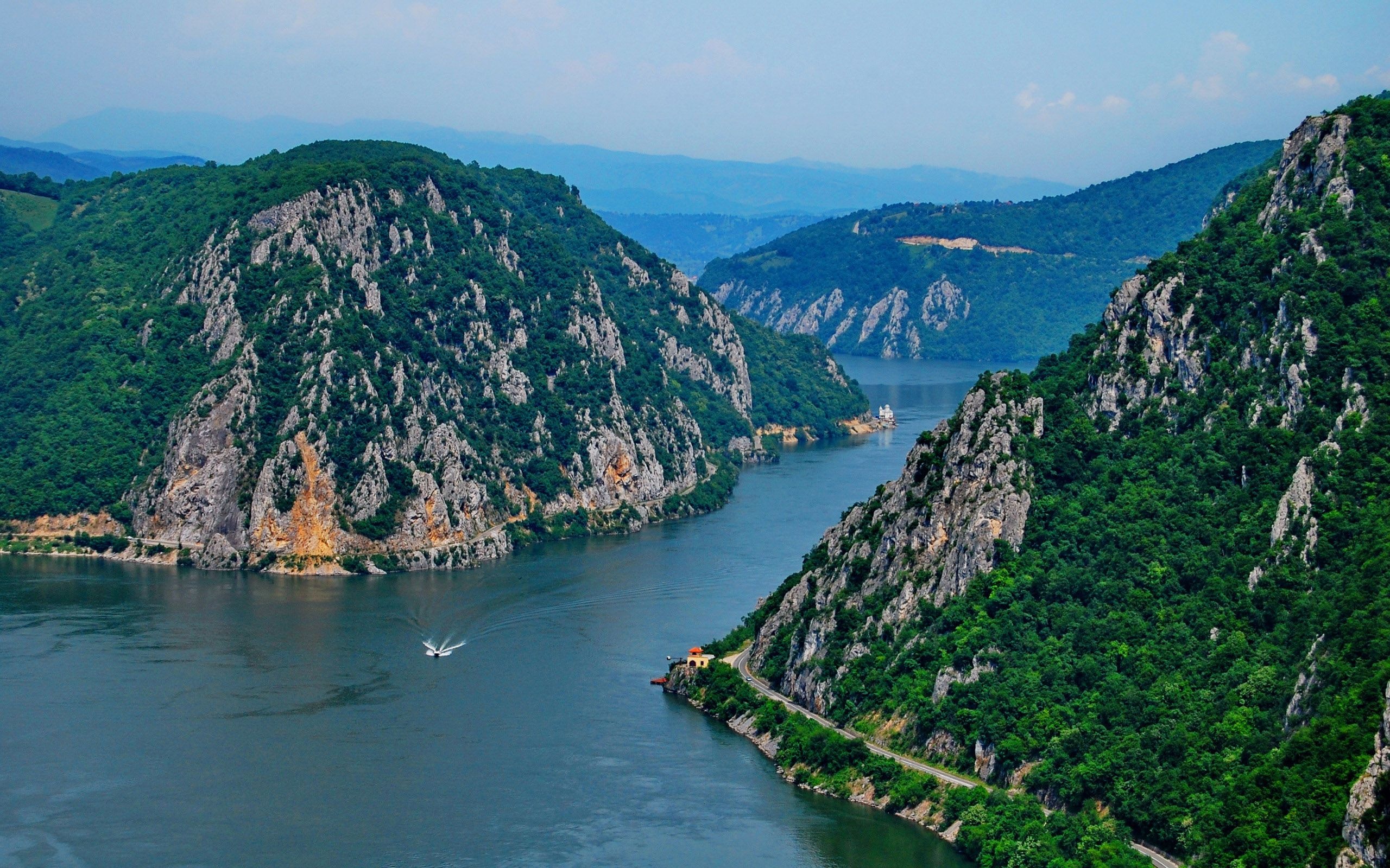 Danube River, European lifeline, Cultural heritage, Scenic waterway, 2560x1600 HD Desktop