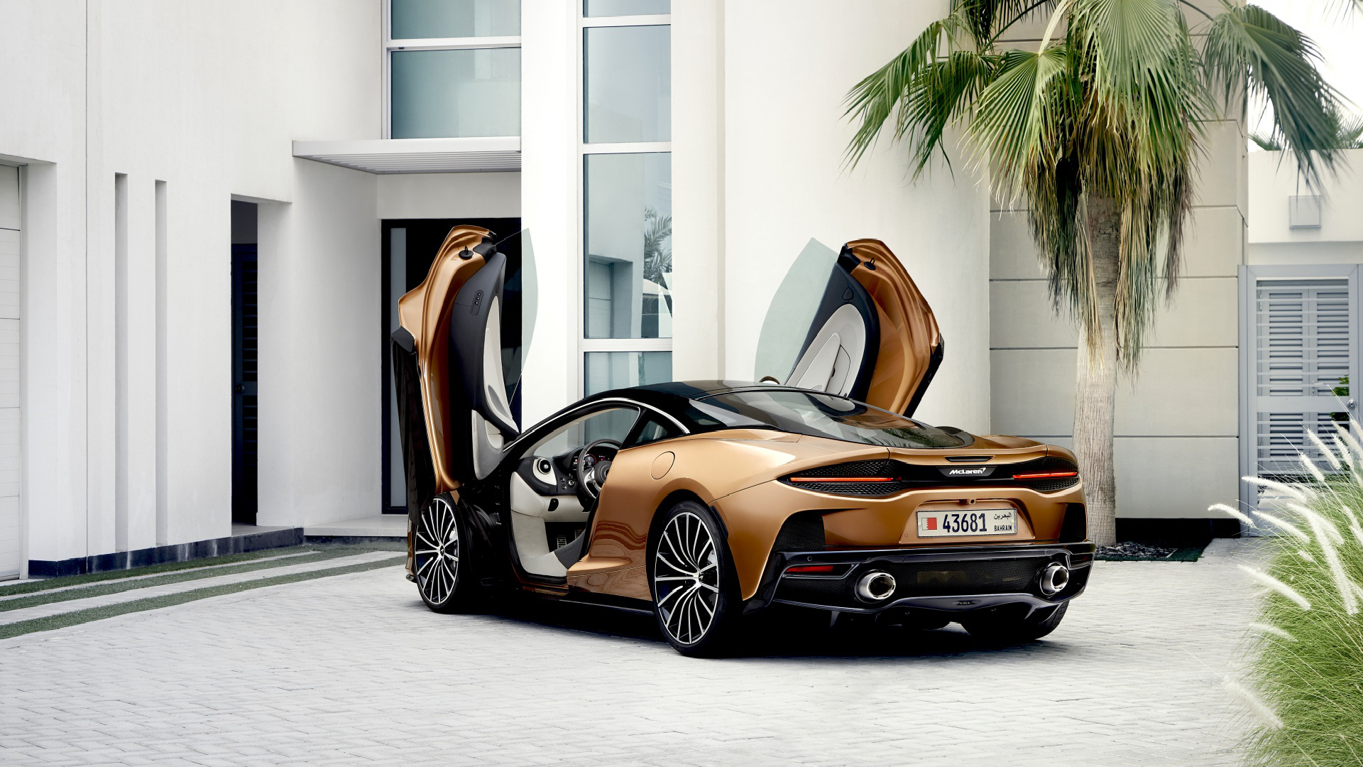 McLaren GT, Supercar with open doors, High-quality wallpaper, Sleek design, 1920x1080 Full HD Desktop