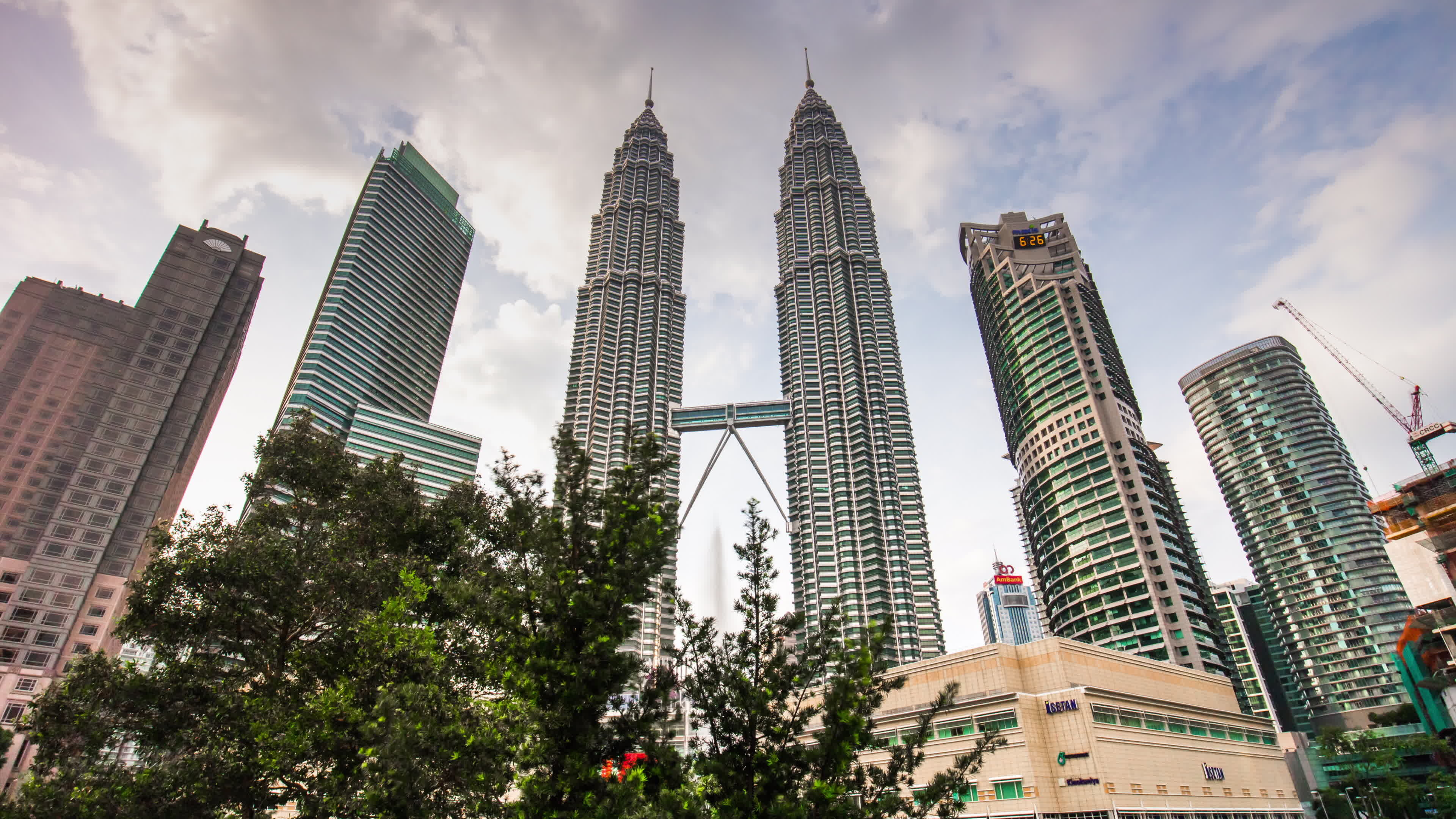 Malaysia day, Kuala Lumpur KLCC mall, Time lapse, 3840x2160 4K Desktop