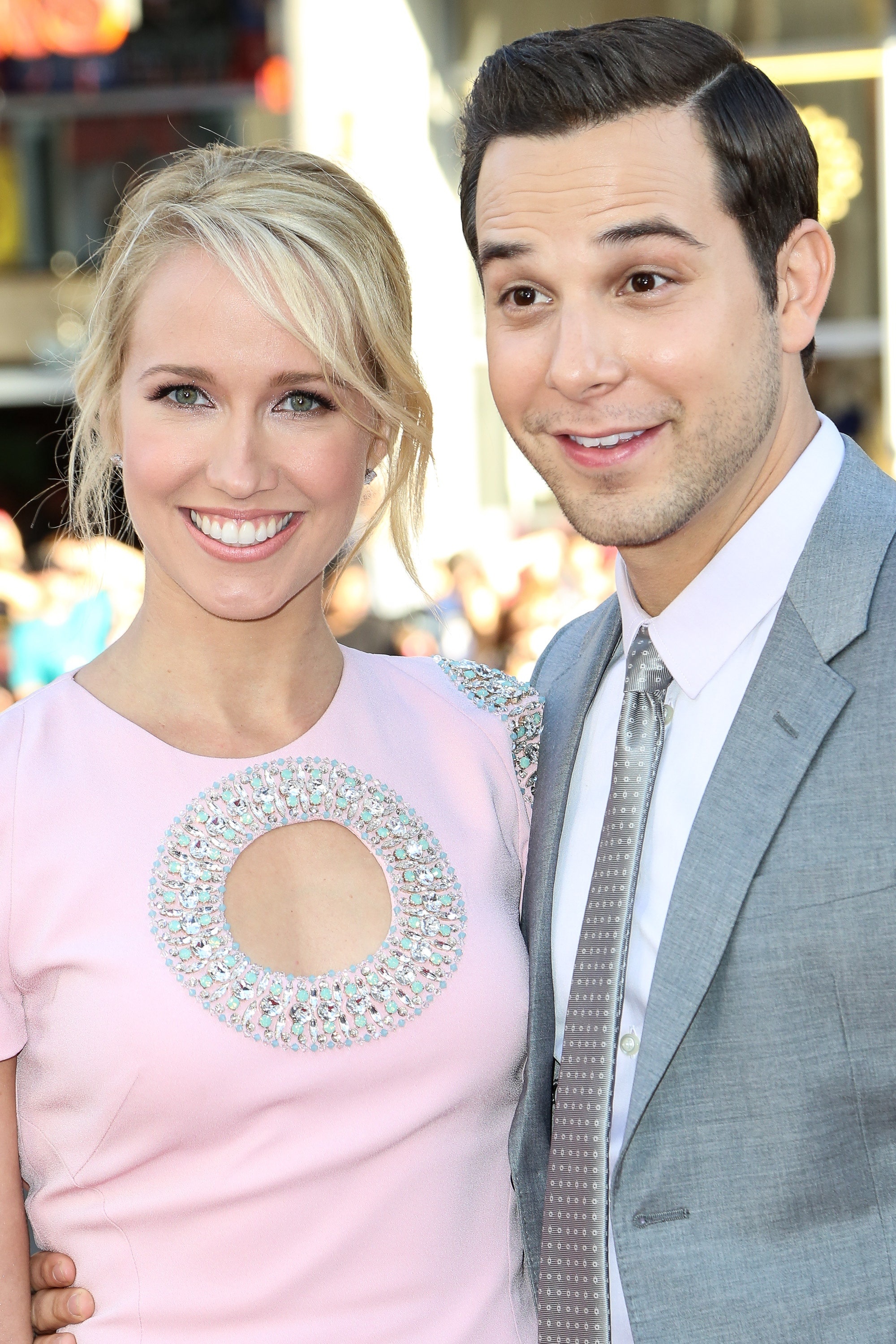 Skylar Astin, Pitch Perfect stars, Engaged, Teen Vogue, 2000x3000 HD Phone