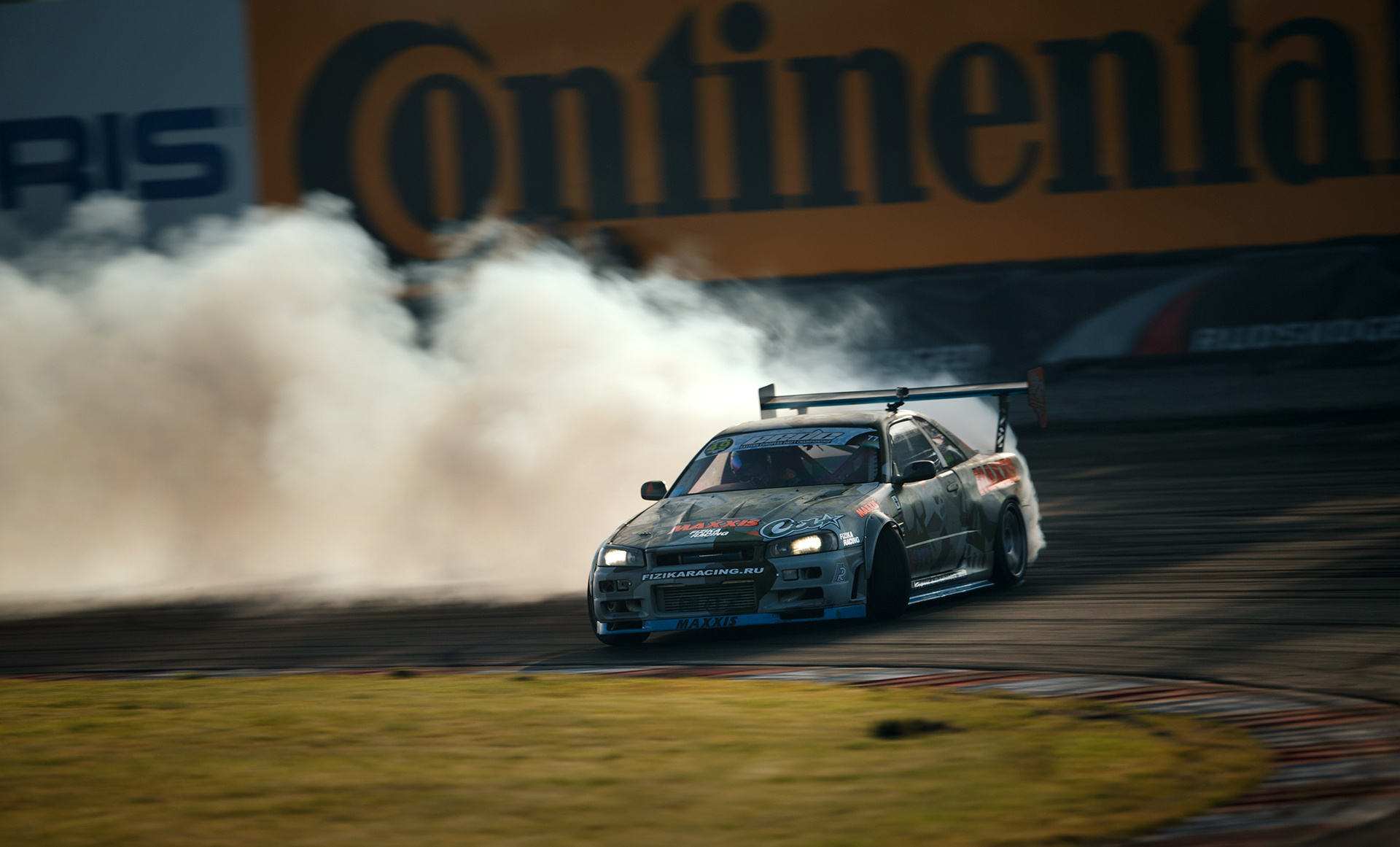 Drift, Nissan Skyline R34 Wallpaper, 1920x1170 HD Desktop