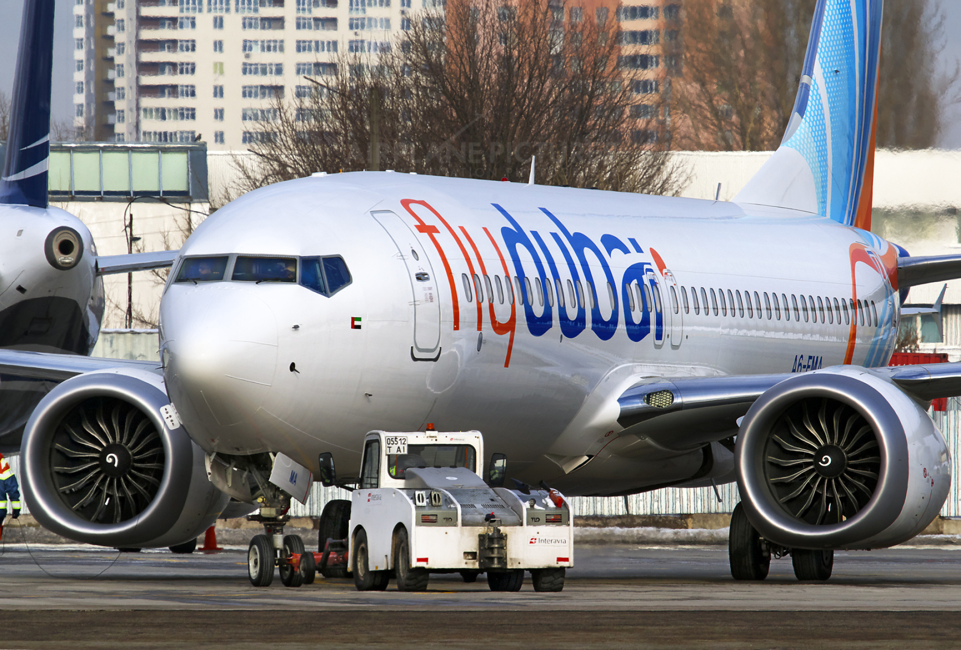 Flydubai (Travels), Boeing 737 8 Max, Kyiv Zhulyany airport, Aircraft photography, 1920x1300 HD Desktop