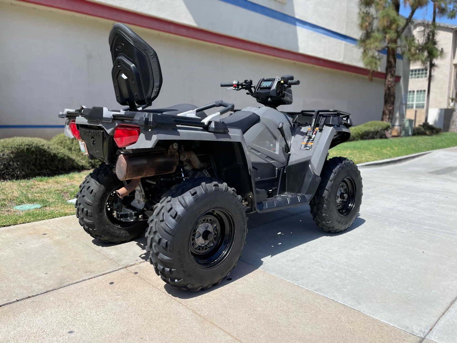 Polaris Sportsman Touring 570, Efficient touring vehicle, Titanium metallic color, Used ATV in El Cajon, 1920x1440 HD Desktop