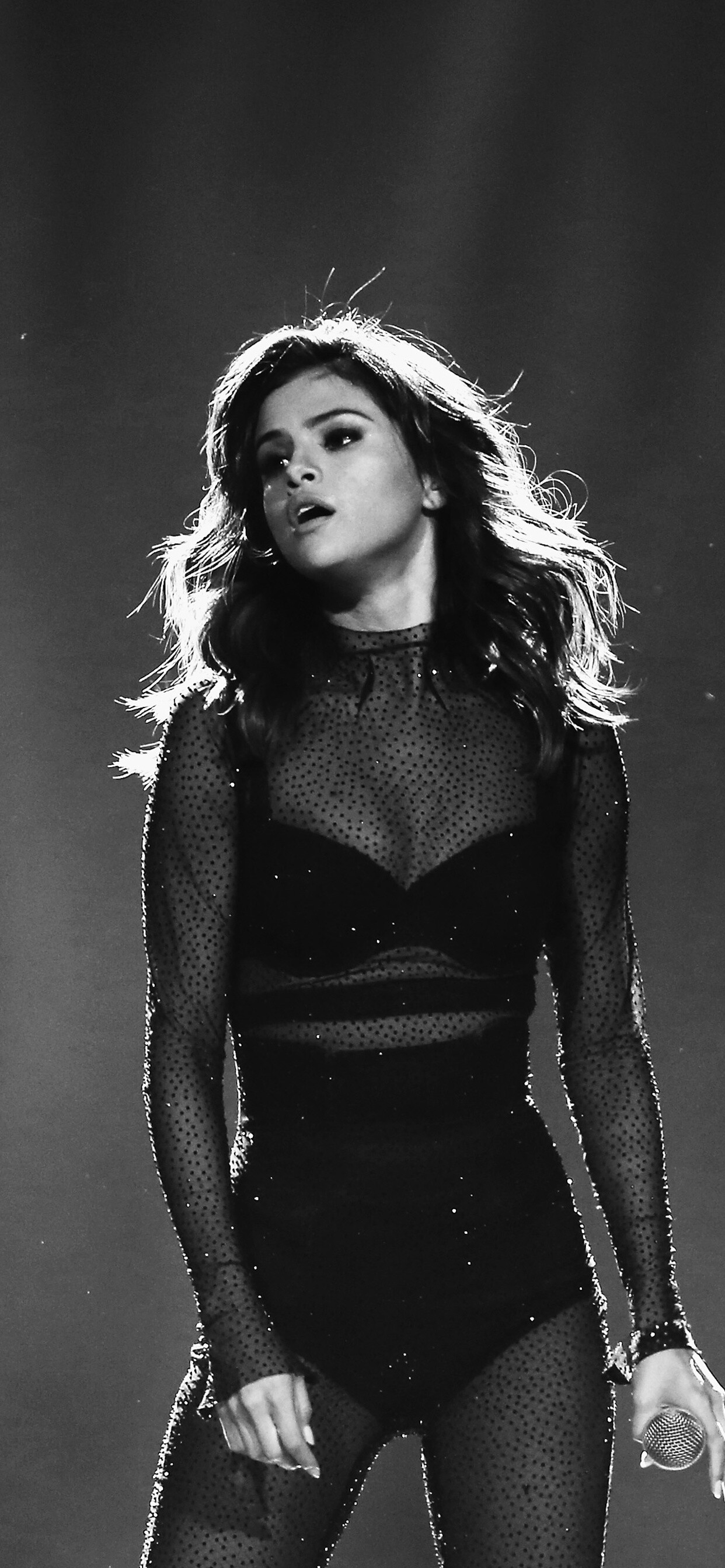 Qudos Bank Arena, Selena Gomez Wallpaper, 1250x2690 HD Phone