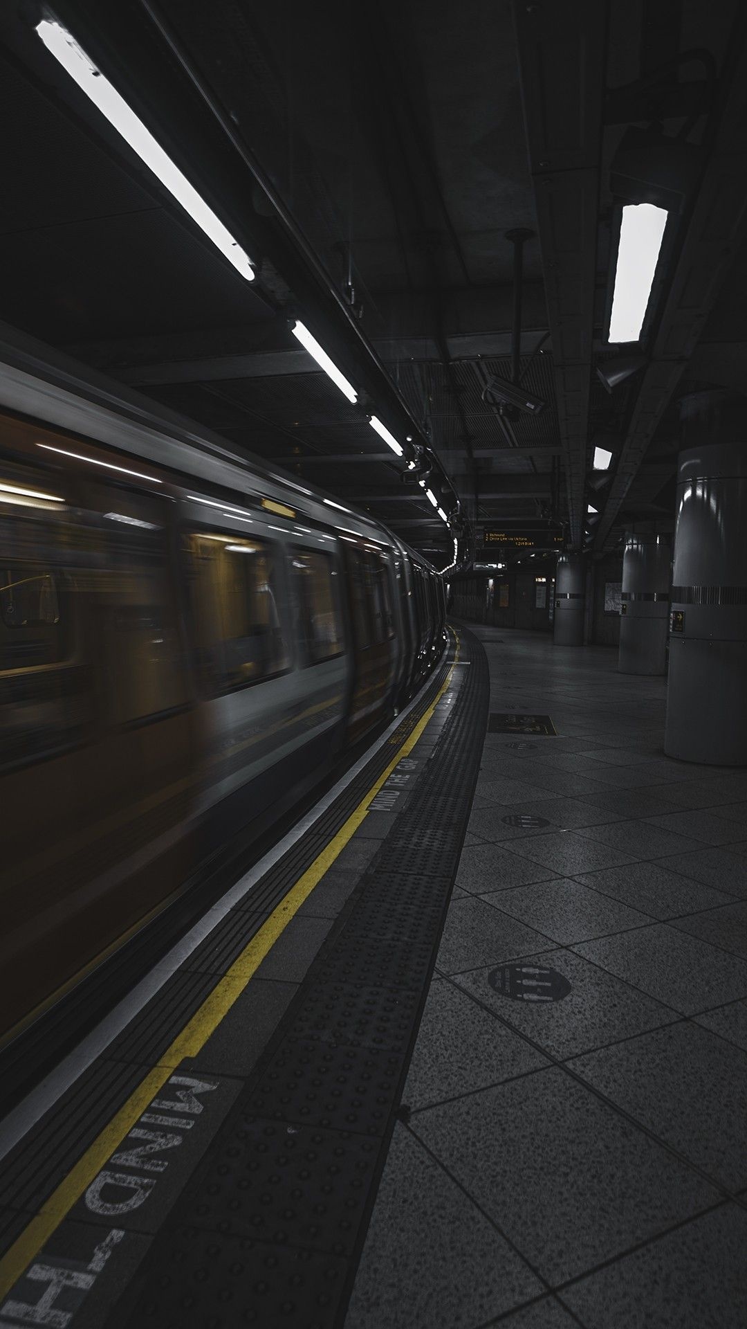 London Underground, Subways Wallpaper, 1080x1920 Full HD Phone