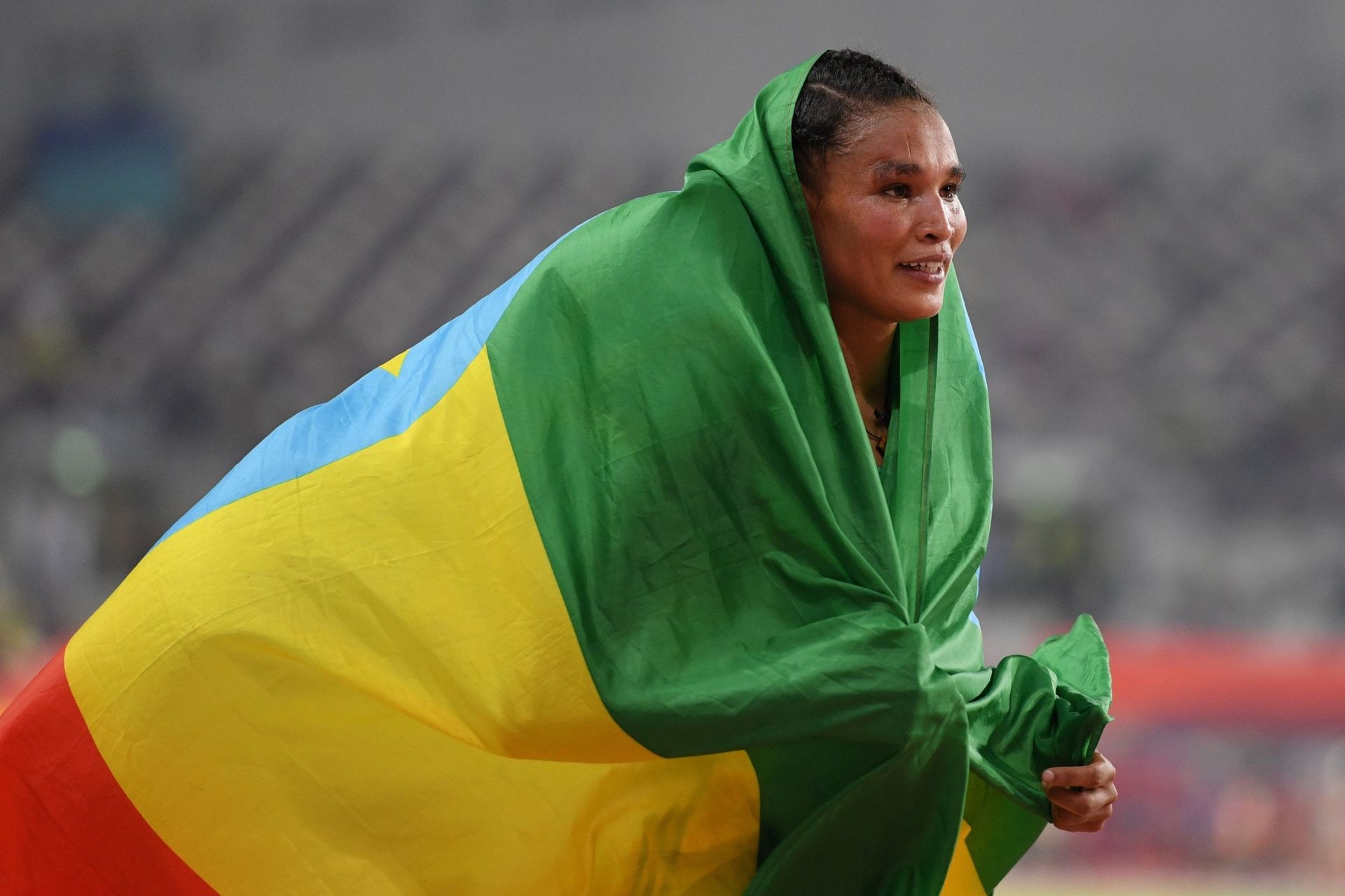 Letesenbet Gidey, Record-breaking runner, Ethiopian marathon, Half marathon, 1920x1280 HD Desktop