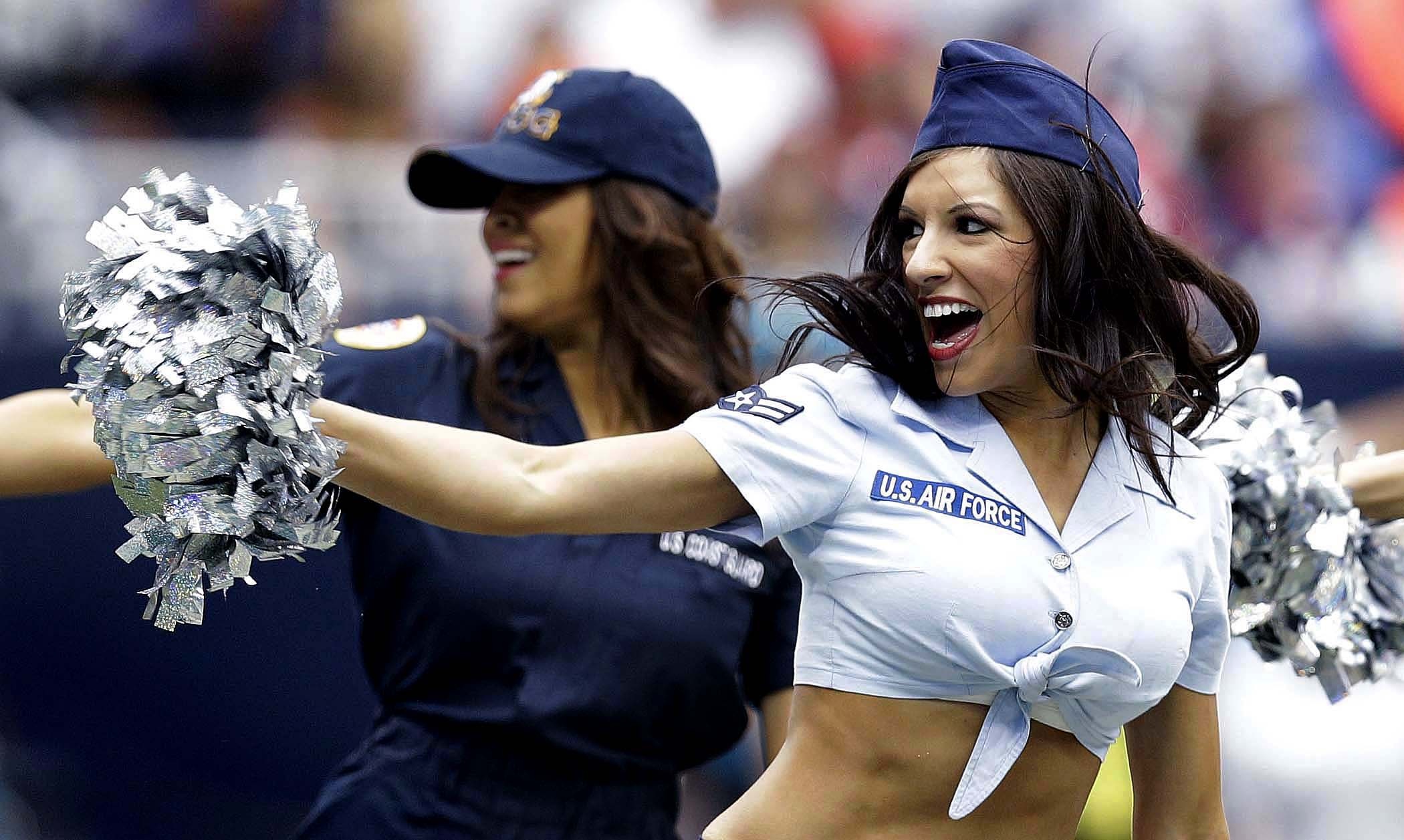 Cheerleader NFL football, Re wallpaper, 2100x1260 HD Desktop