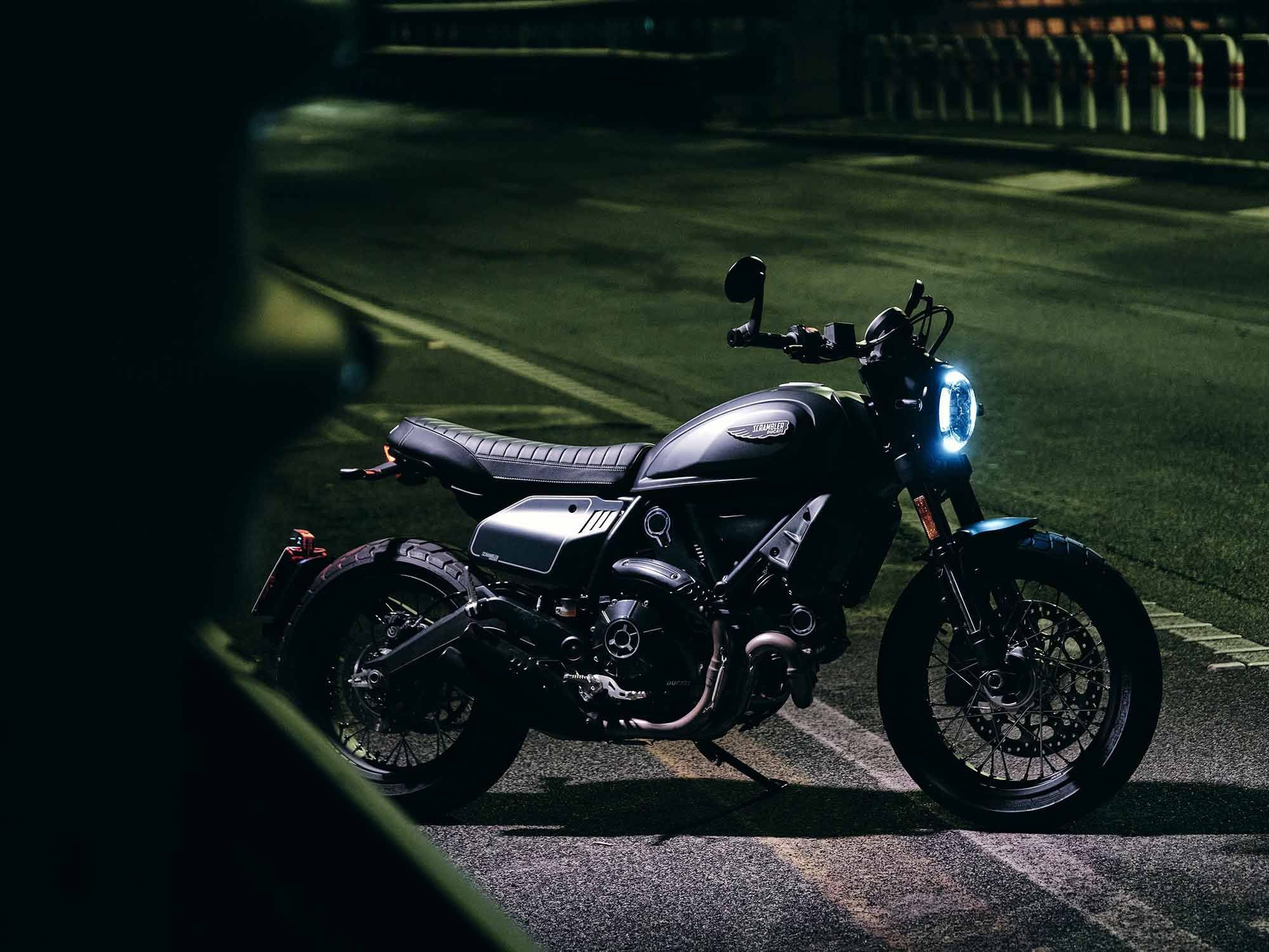 2021 Model, Ducati Scrambler Nightshift Wallpaper, 2000x1500 HD Desktop