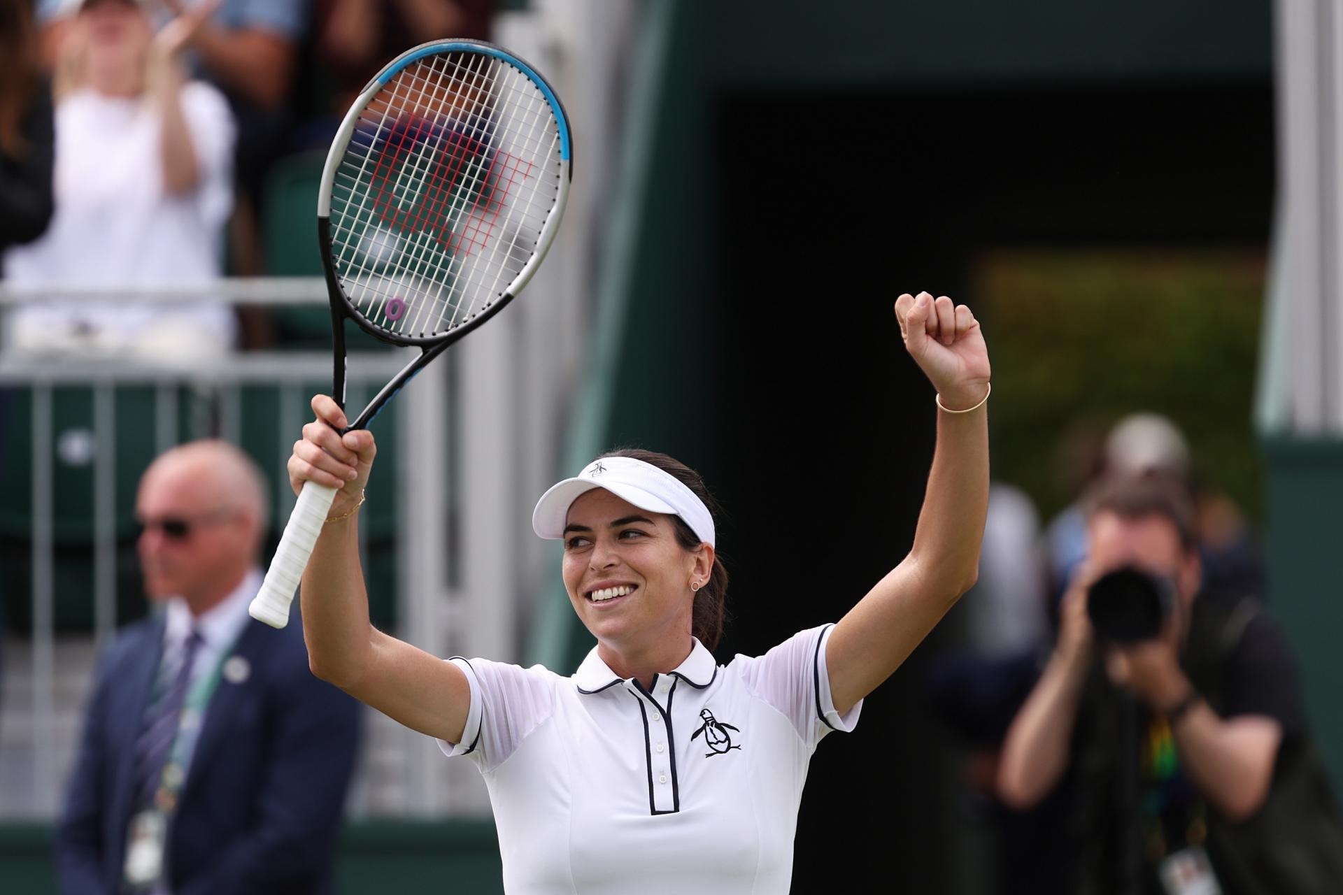 Ajla Tomljanovic, Funny Wimbledon problem, Win over Barbora Krejcikova, 1920x1280 HD Desktop