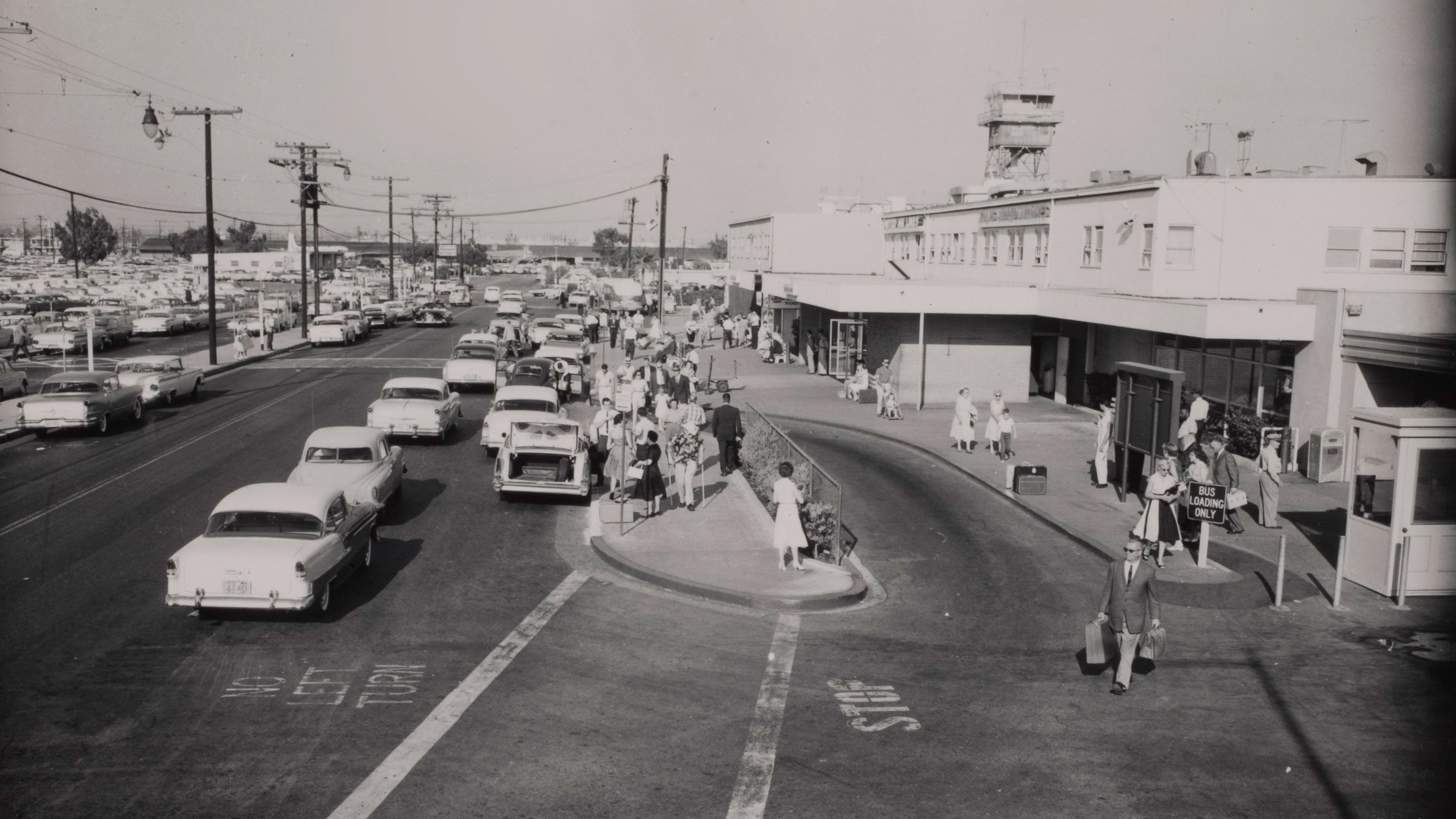 Los Angeles International Airport, Vintage pictures, Remarkable images, 90 years, 2970x1670 HD Desktop