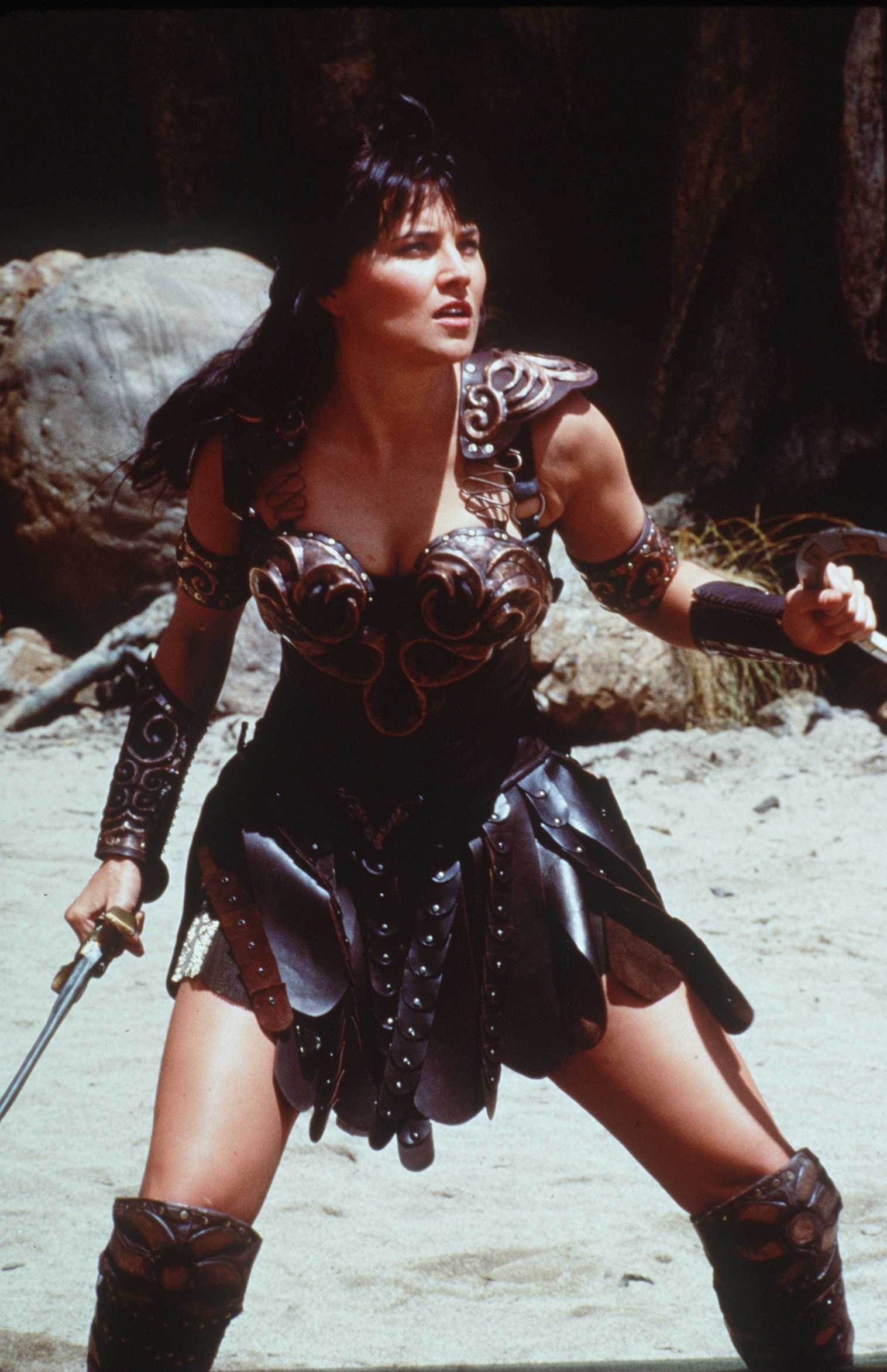 Xena Warrior Princess, Hot, Sexy, Warrior Woman, 1520x2350 HD Phone