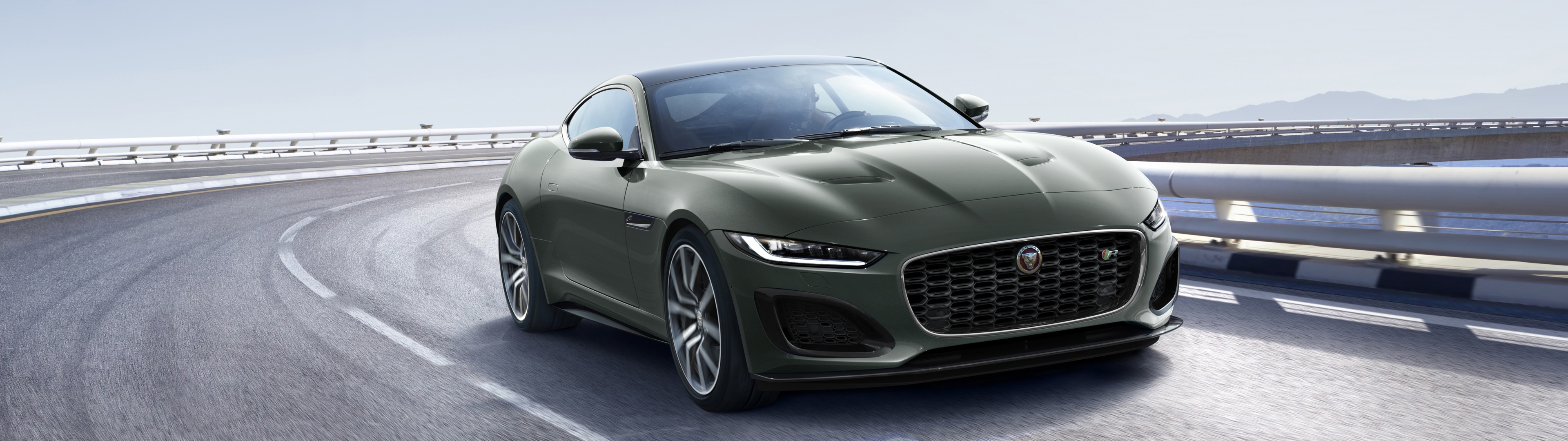 Heritage 60 Edition, Jaguar F-TYPE Wallpaper, 3840x1080 Dual Screen Desktop