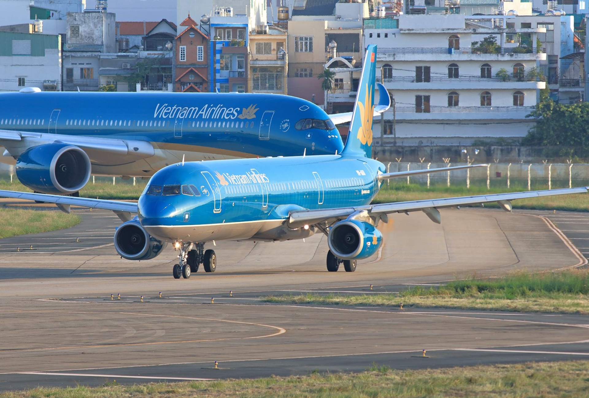 Vietnam Airlines, Airbus A321, Vietnam, 1920x1300 HD Desktop