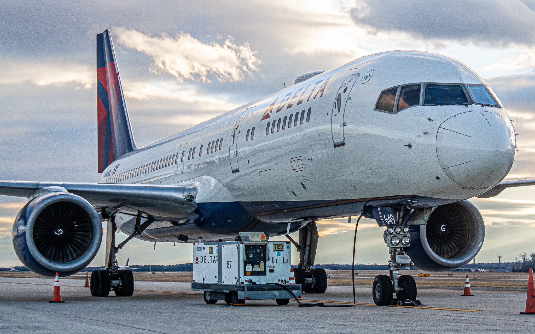 Delta Air Lines, Boeing 757, Aeroxplorer photo, Aircraft showcase, 2050x1280 HD Desktop