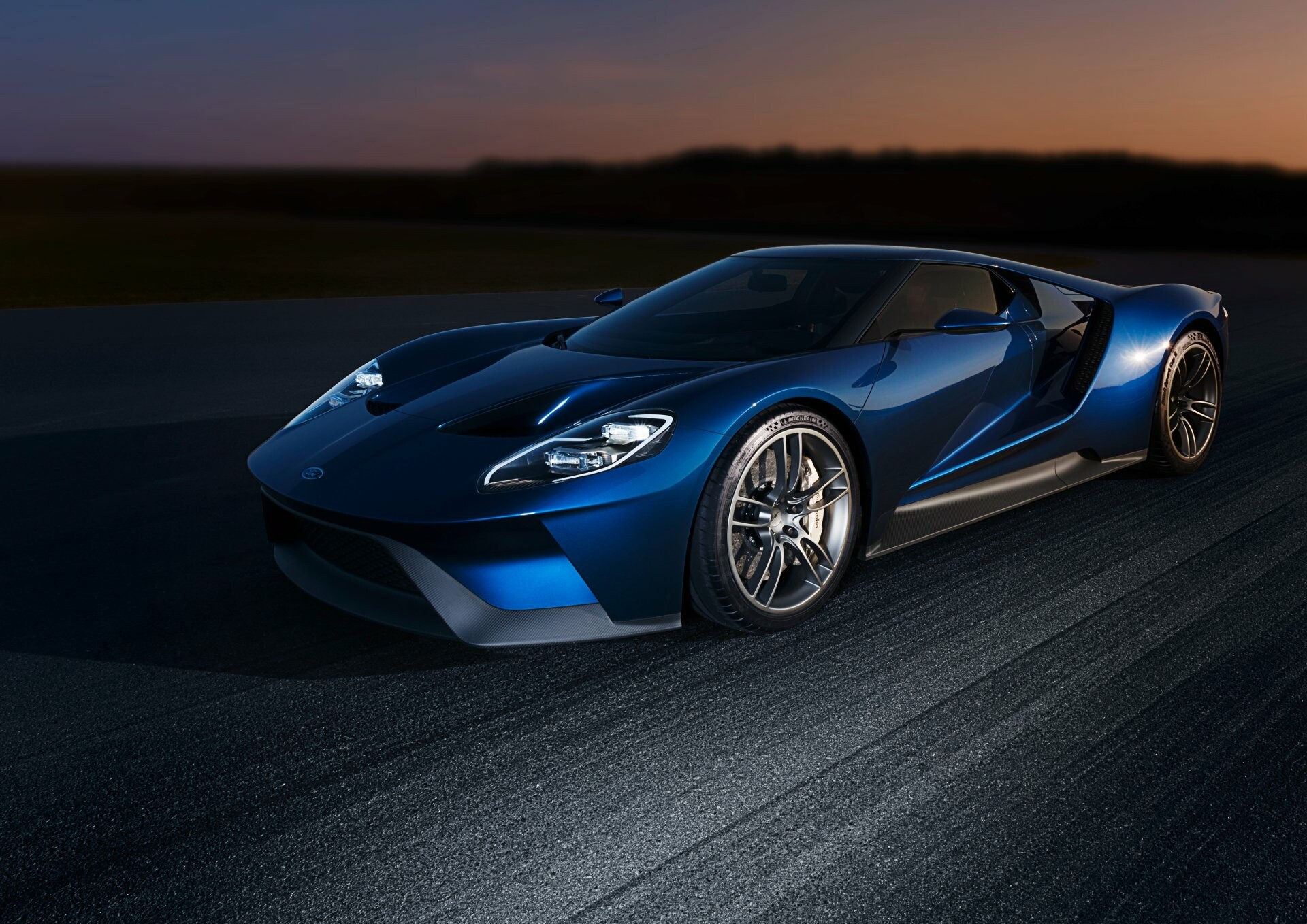 Ford GT, Impeccable performance, Exquisite design, Speed and luxury, 1920x1360 HD Desktop