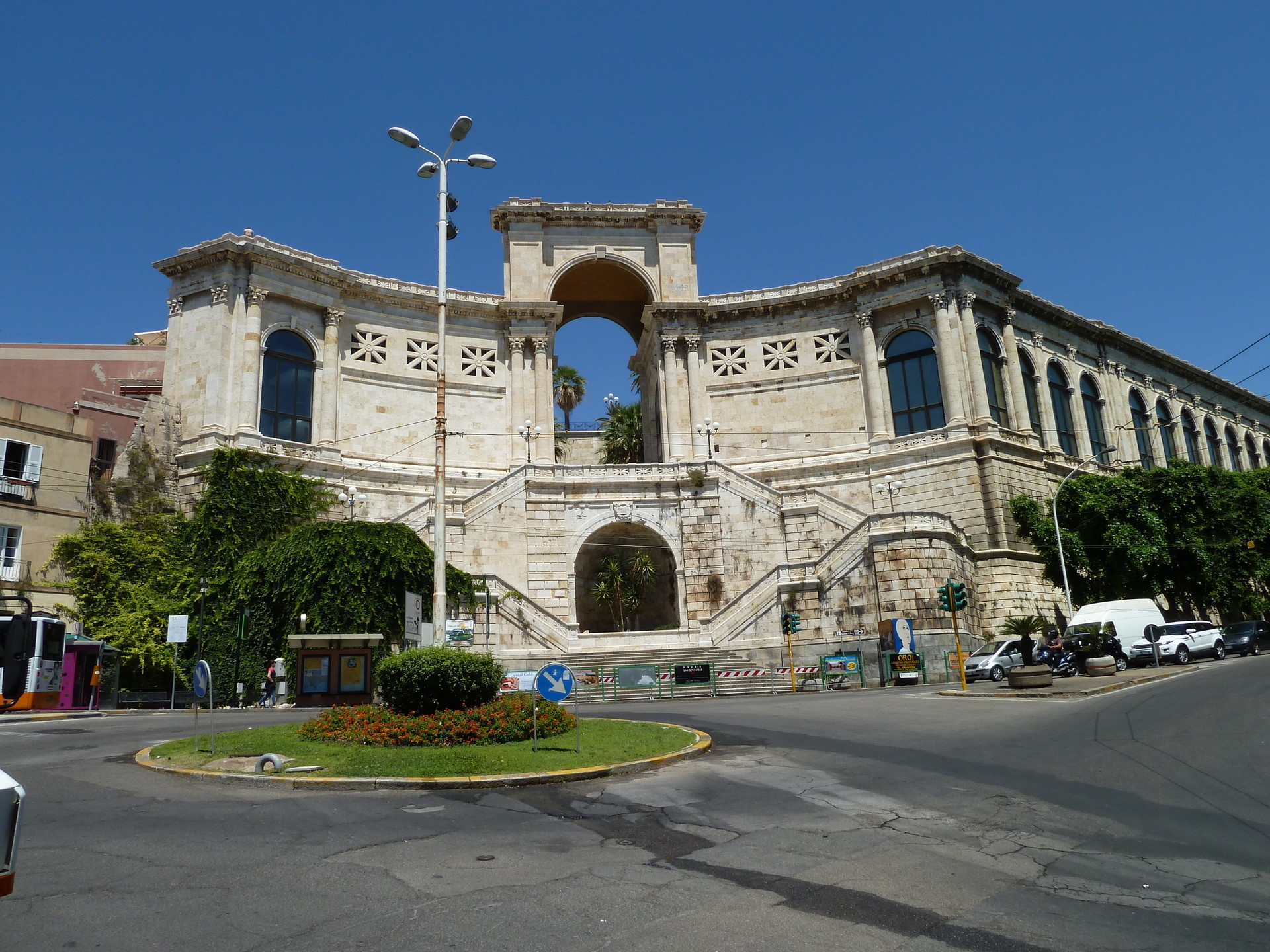 Cagliari Italy, Erasmus experience, Vanessa's travel story, European adventure, 1920x1440 HD Desktop