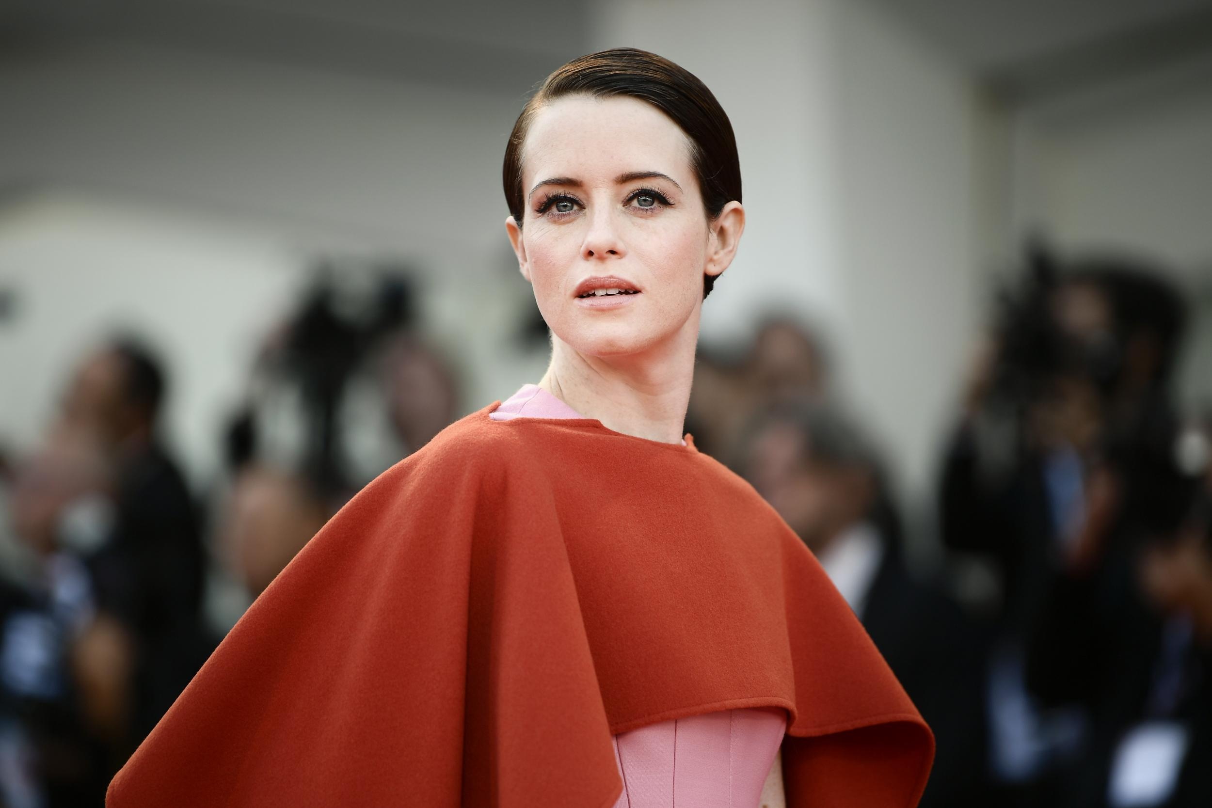 Claire Foy, Movies star, Striking portrait, Picture-perfect, 2500x1670 HD Desktop