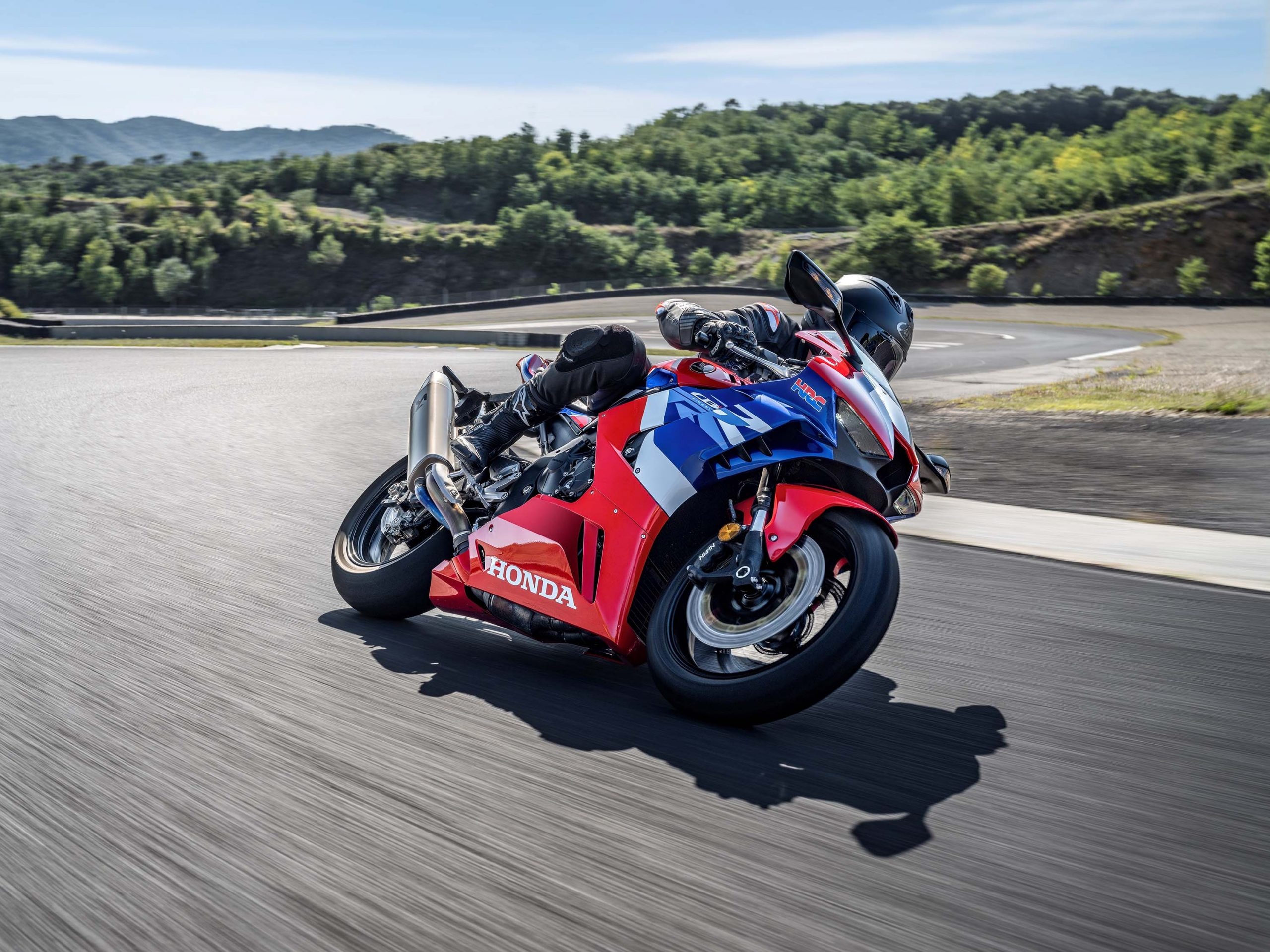 Turns, Honda CBR1000RR Wallpaper, 2560x1920 HD Desktop