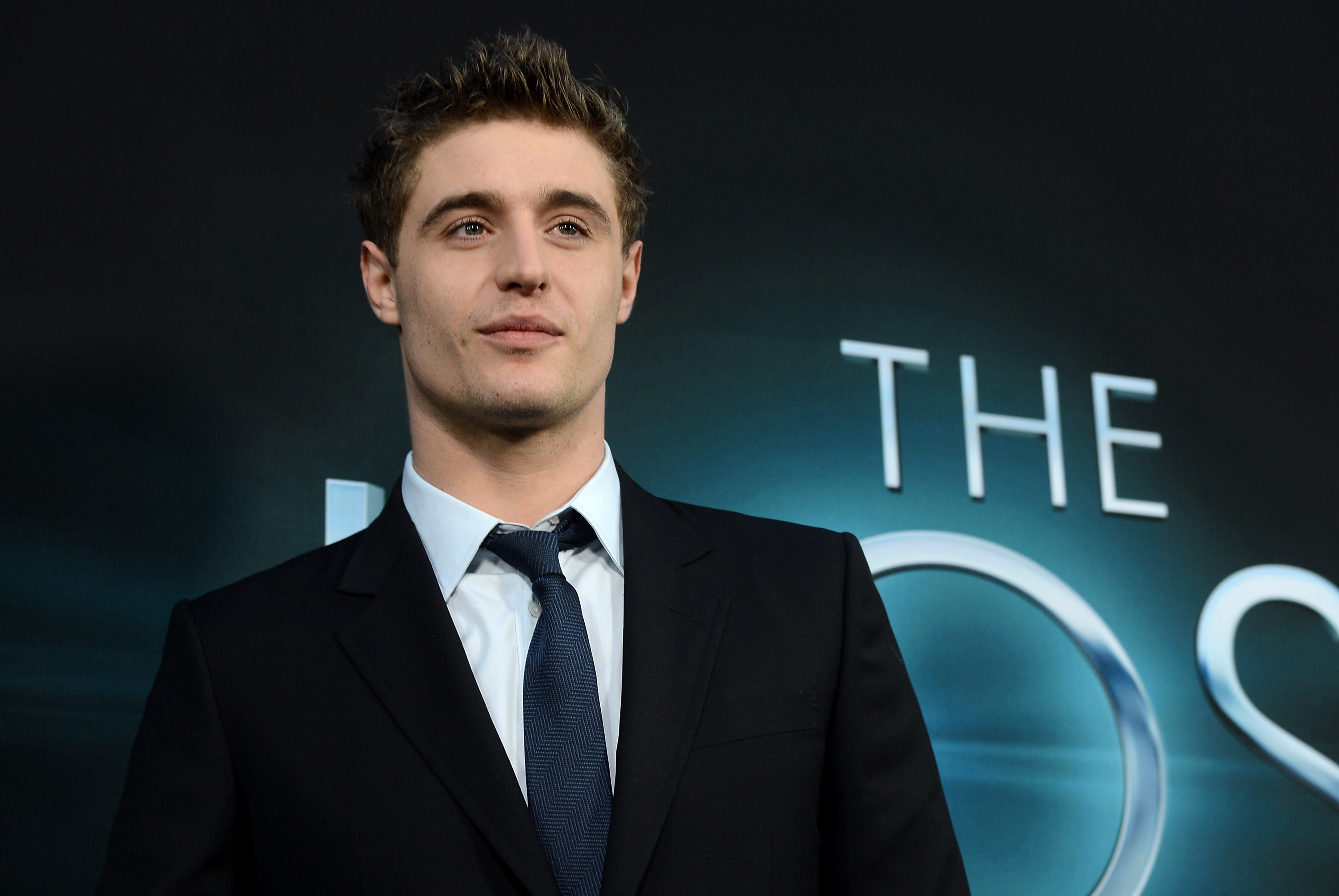 Max Irons, Biography, Super stars bio, Height, 3000x2010 HD Desktop