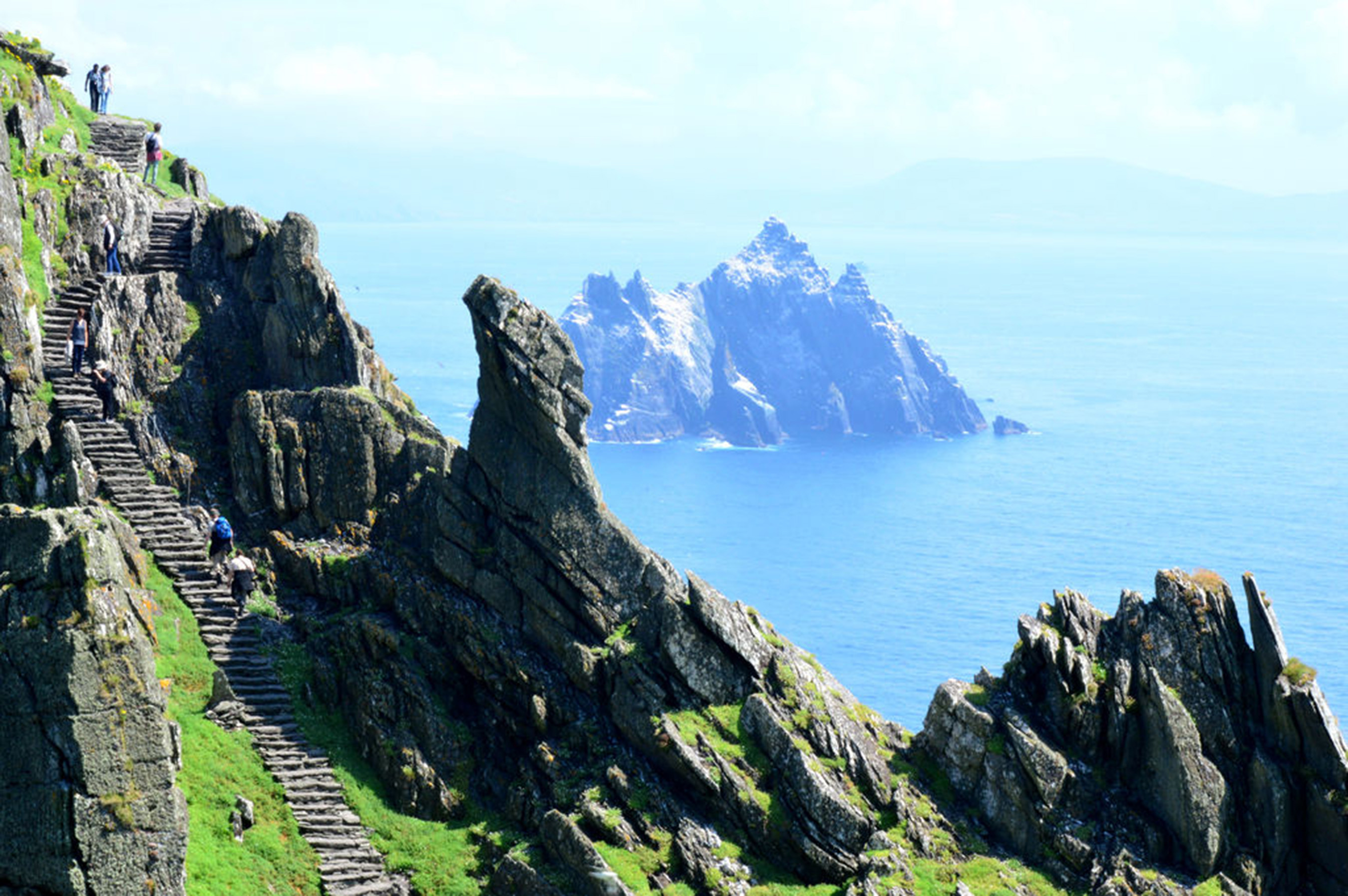 Skellig Michael, Film sets, Visit in Europe, Live for, 2700x1800 HD Desktop