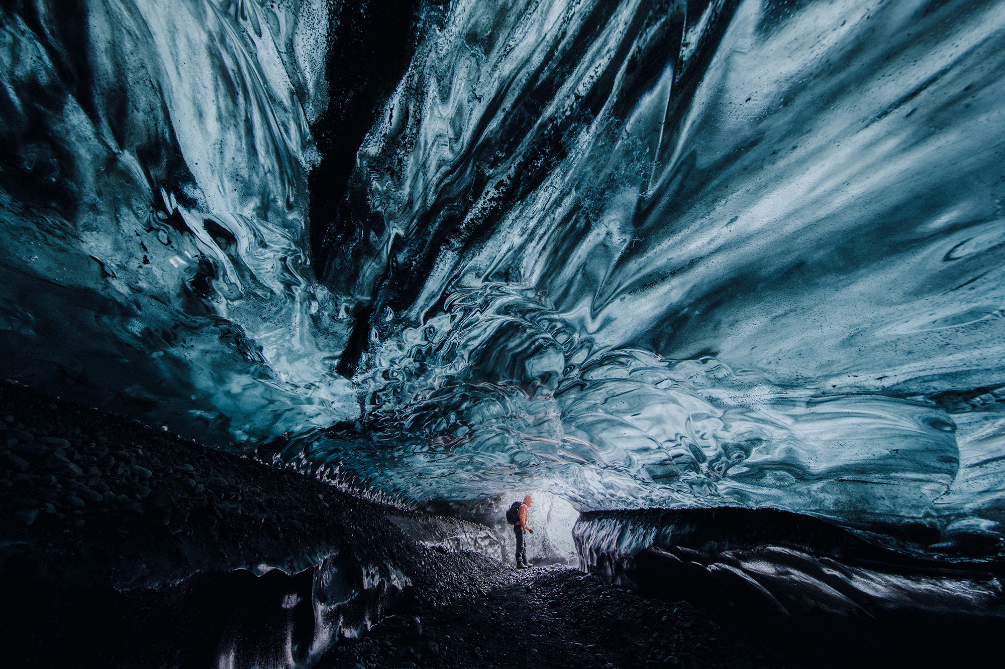 Jokulsarlon Glacier, Ice Cave Wallpaper, 2000x1340 HD Desktop