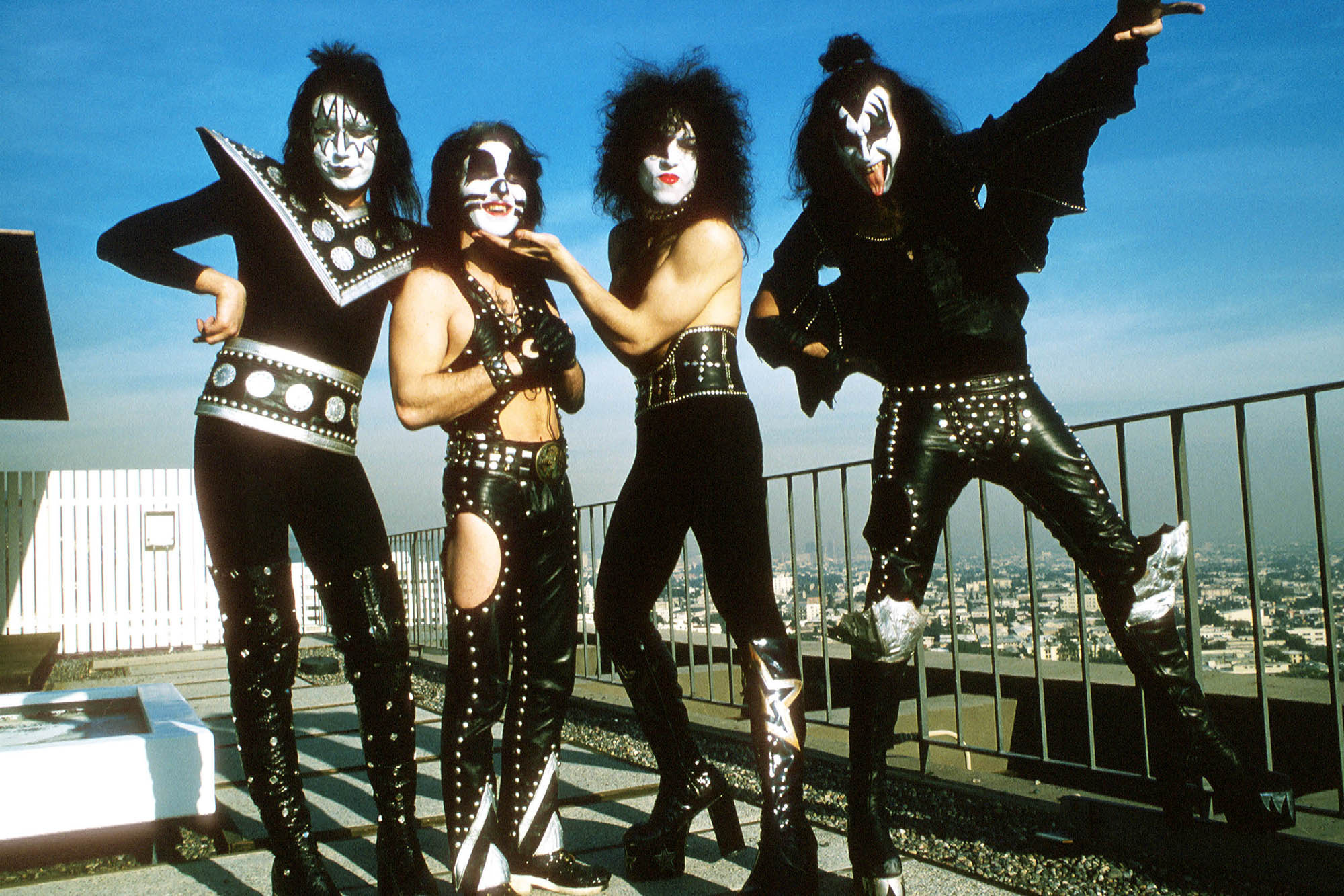 Paul Stanley, Kiss history, Queens origins, 2000x1340 HD Desktop