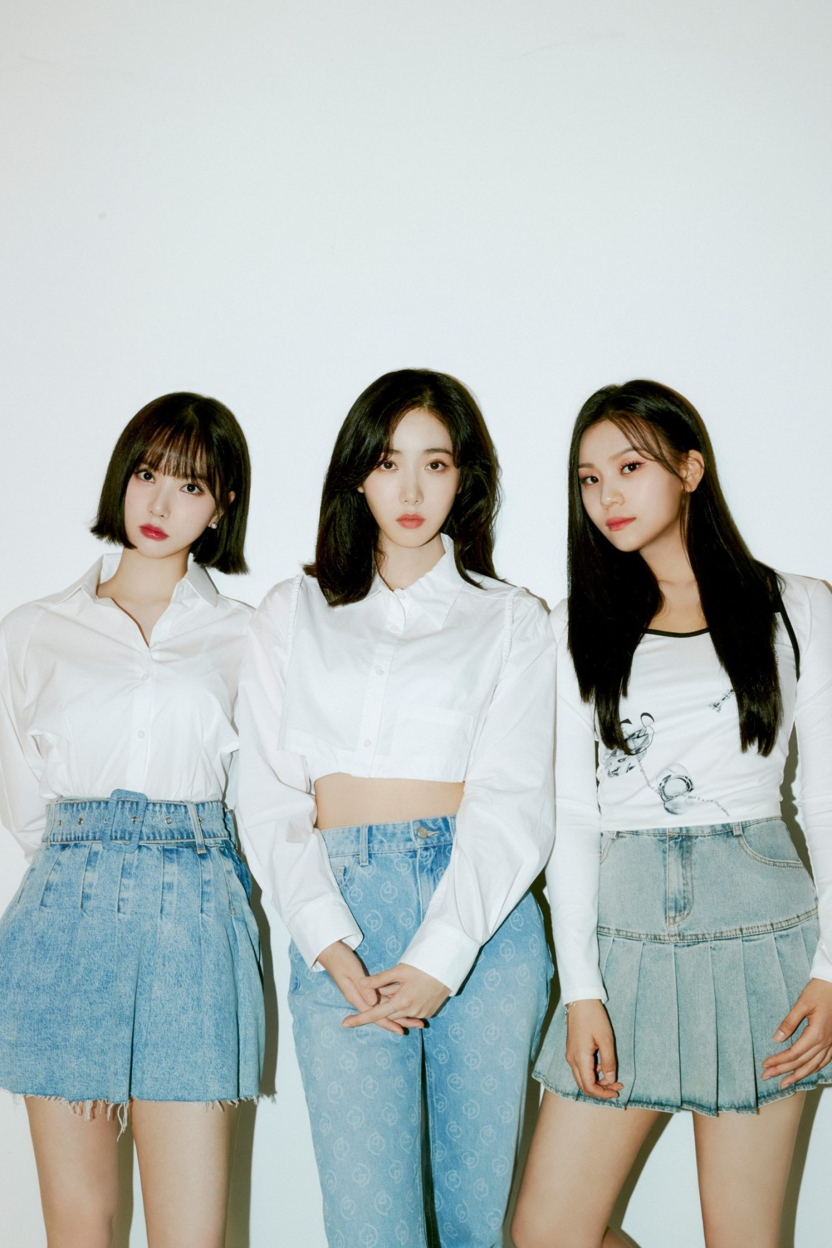 Viviz debut group, Profile photos, Eunha, SinB, Umji, K-gen news, 1710x2560 HD Phone