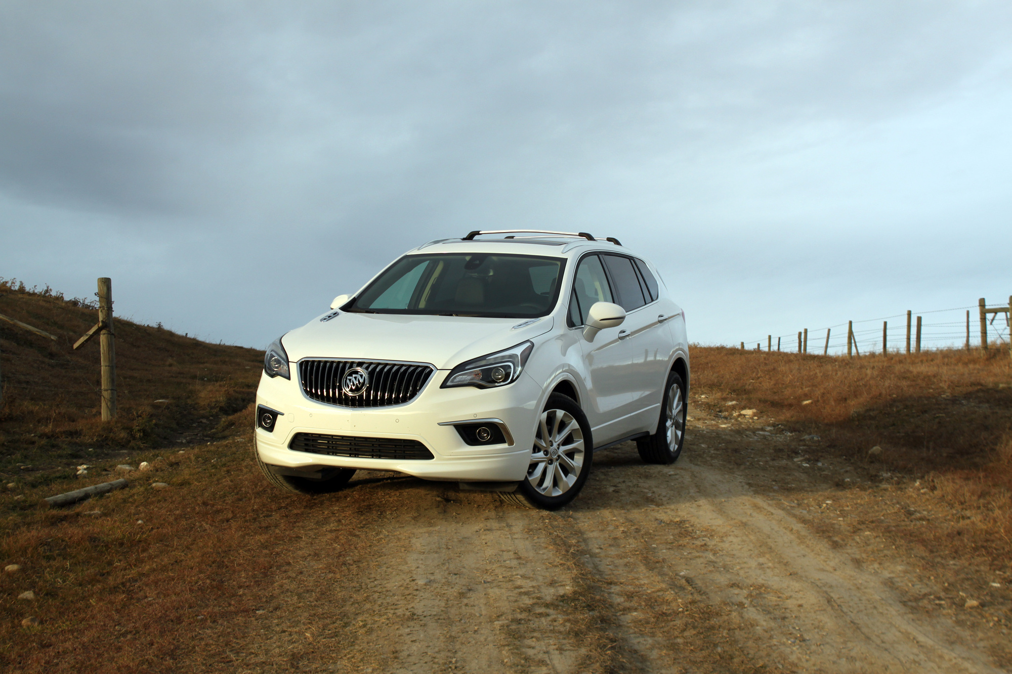 Buick Envision, Premium comfort, Elegant and refined, Exceptional performance, 2000x1340 HD Desktop