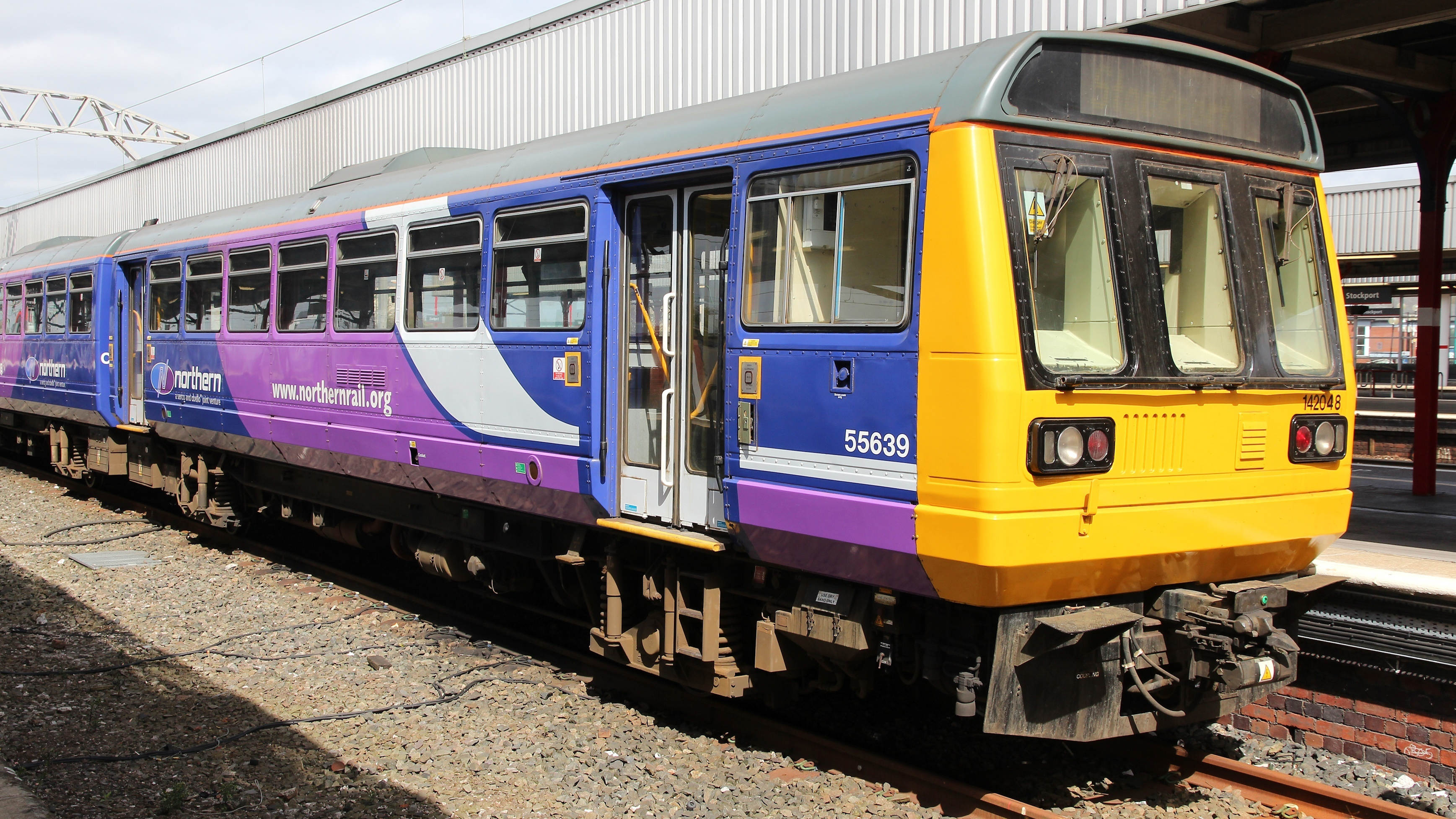 British Rail Class 142, Trains Wallpaper, 3480x1960 HD Desktop