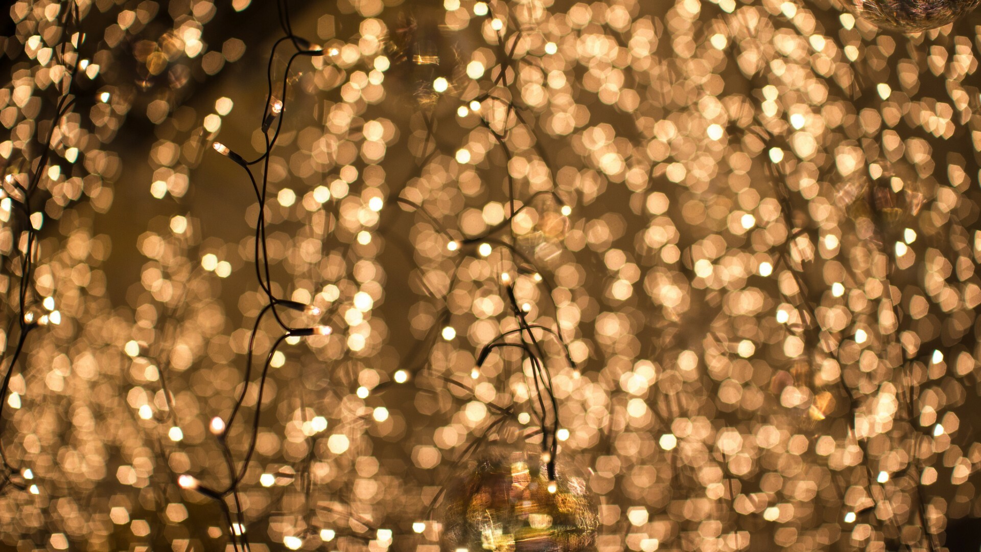 New year garland, Glowing lights, Magical atmosphere, Festive shine, 1920x1080 Full HD Desktop