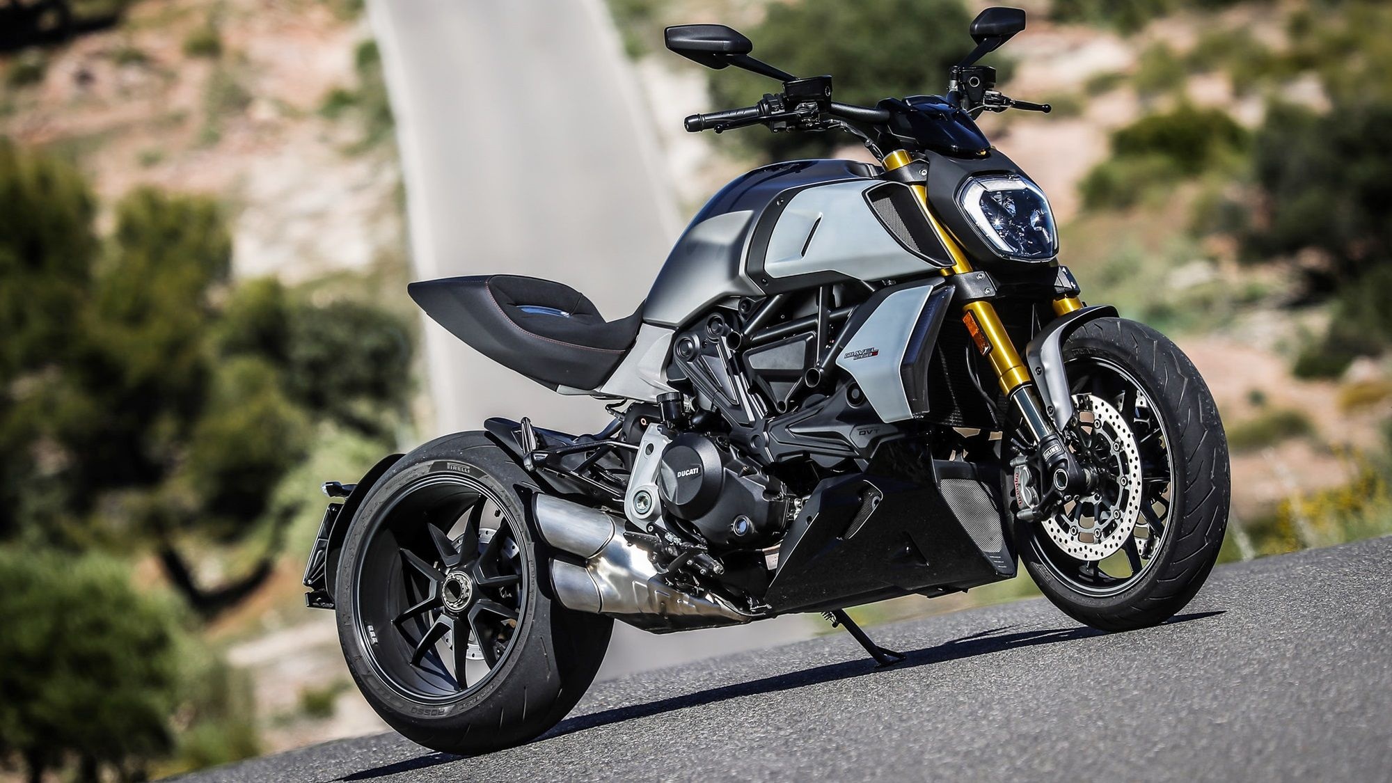 Ducati Diavel 1260, Pickootech special, Italian motorcycle, 2000x1130 HD Desktop